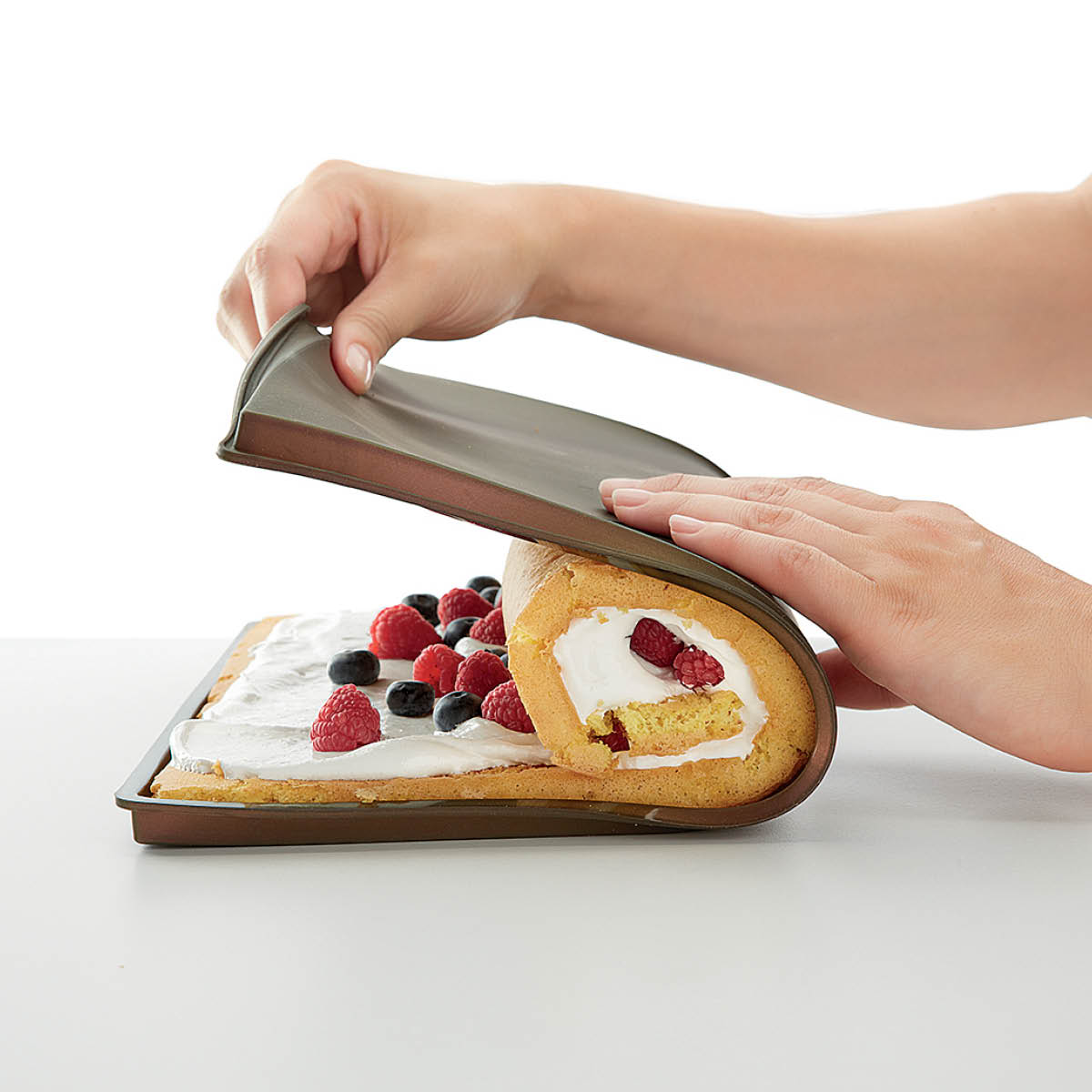 Lékué Bakmatta i silikon för Rulltårta 40x30 cm brun