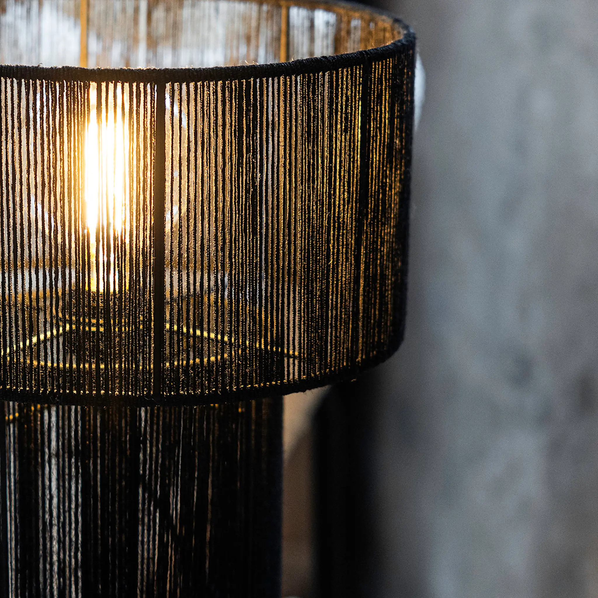 Markslöjd Soga bordslampa 30 cm svart