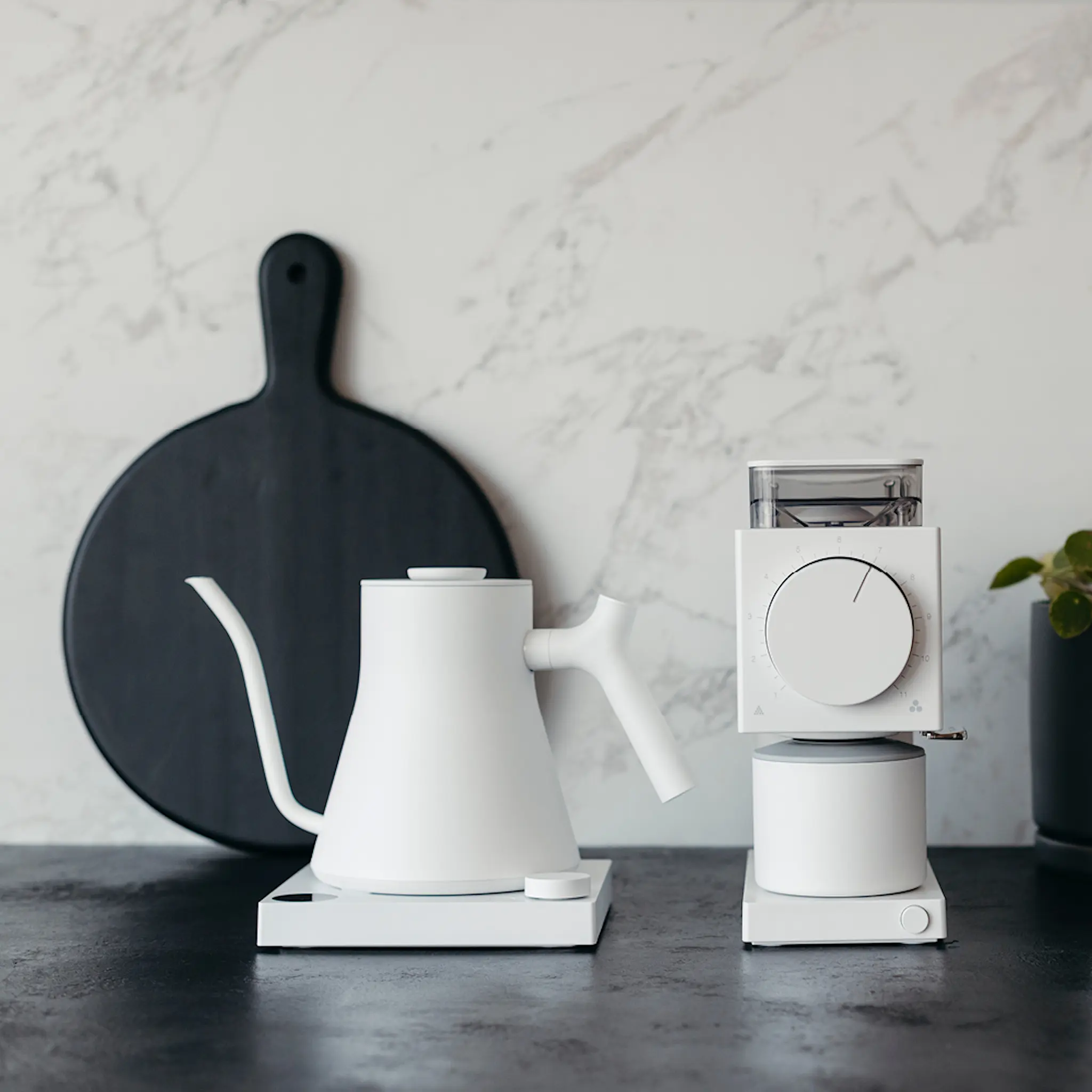 Fellow Stagg EKG Pro Vedenkeitin 0,9 L Mattavalkoinen