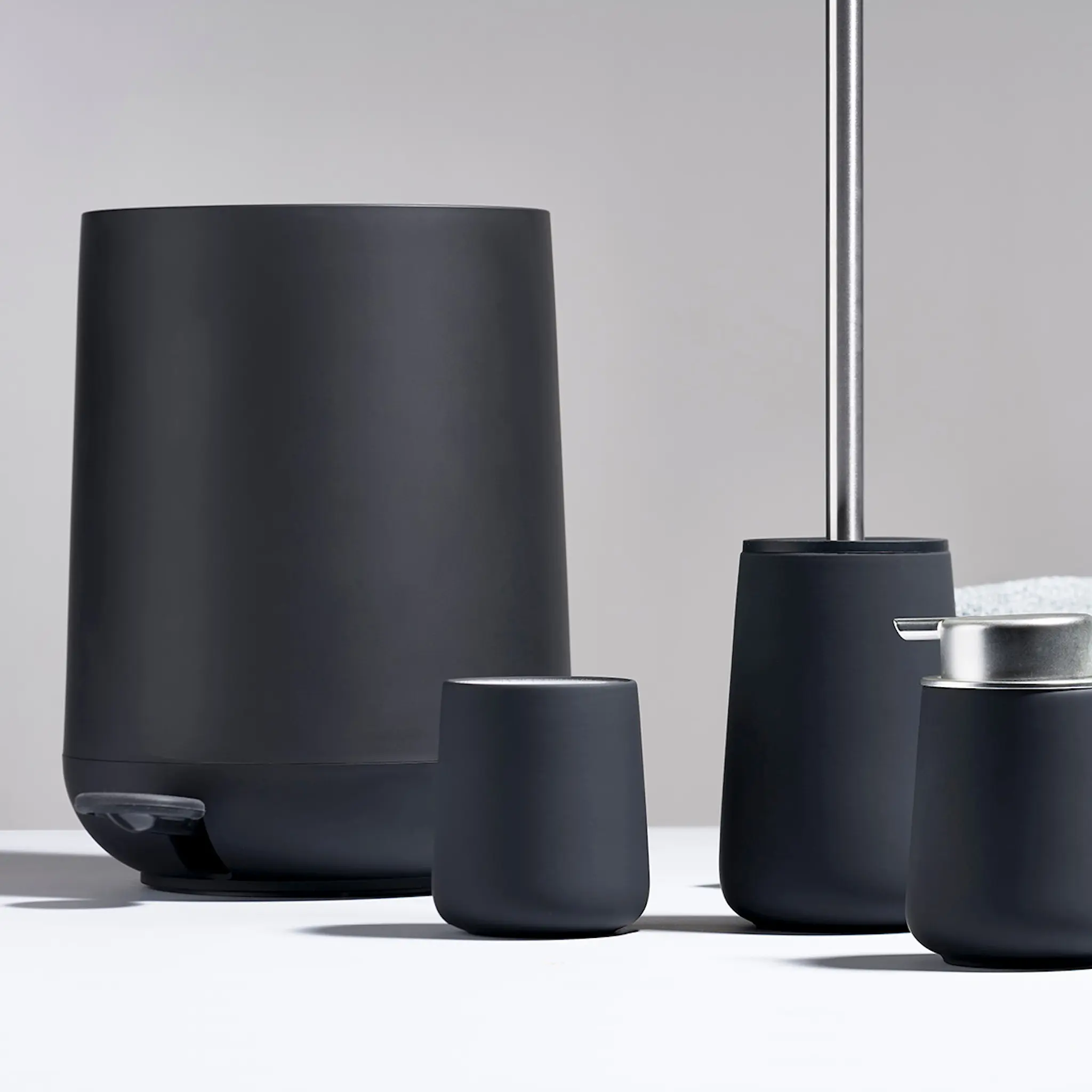 Zone Nova pedalhink 3 L svart