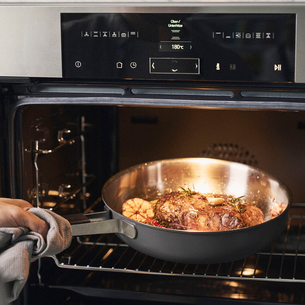 Zwilling Pure stekepanne 28 cm rustfritt stål/keramisk non-stick grå