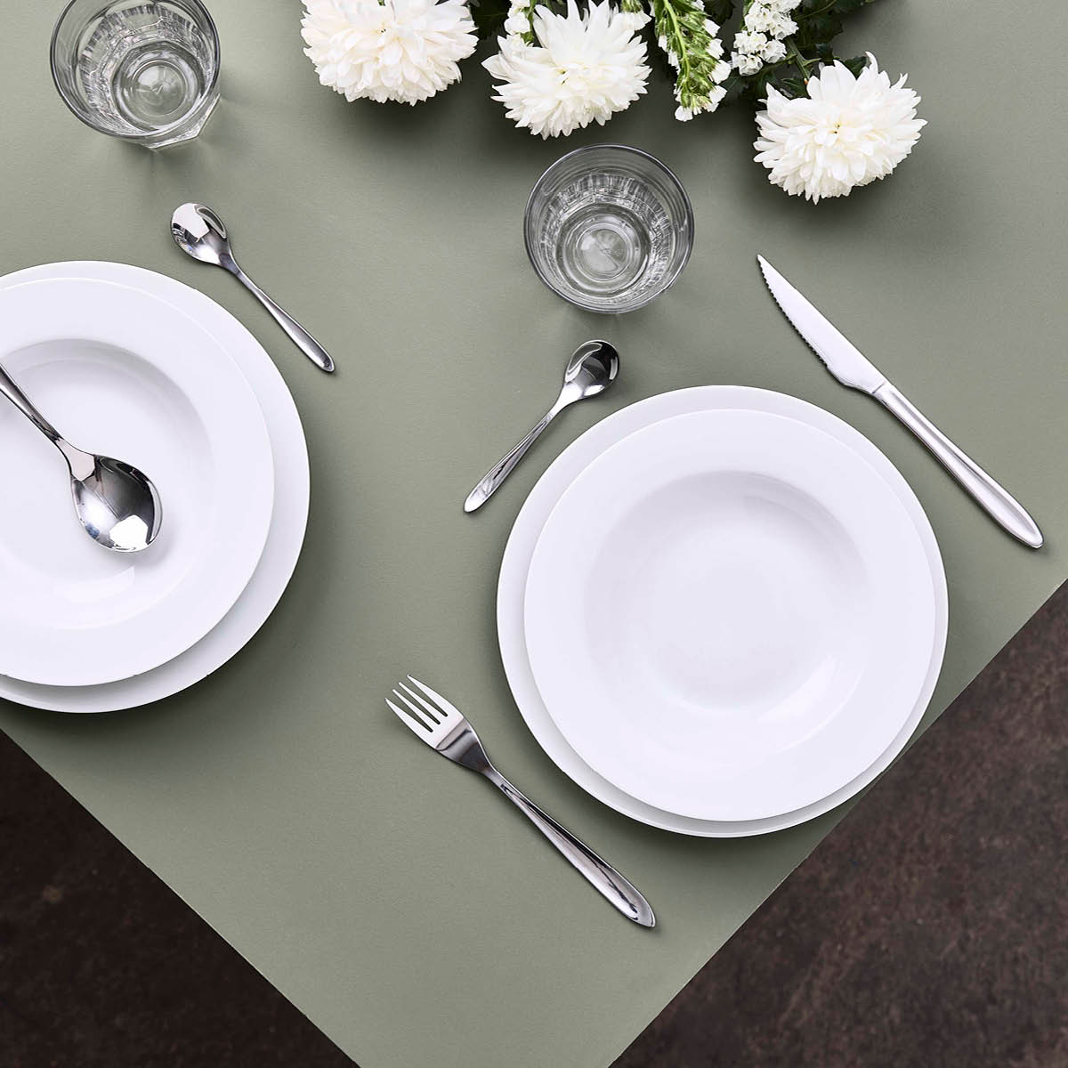 Aida Gastro Pihviveitsi 22 cm Mirror Polish