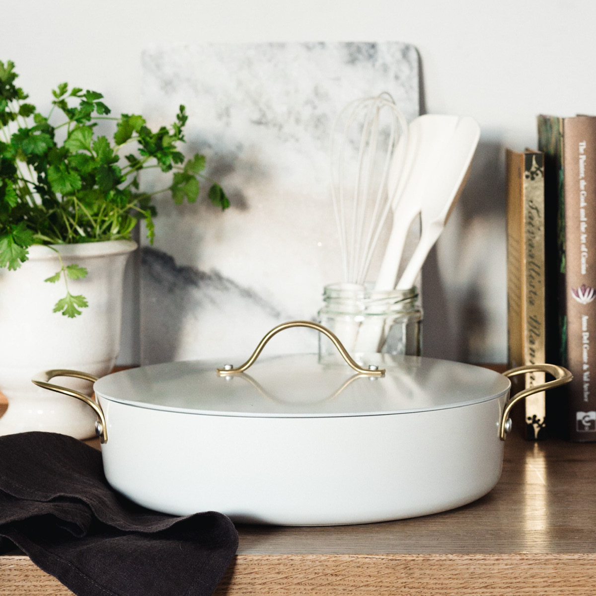 Heirol Royal Pearl Gryta med Lock 4,1 L Vit