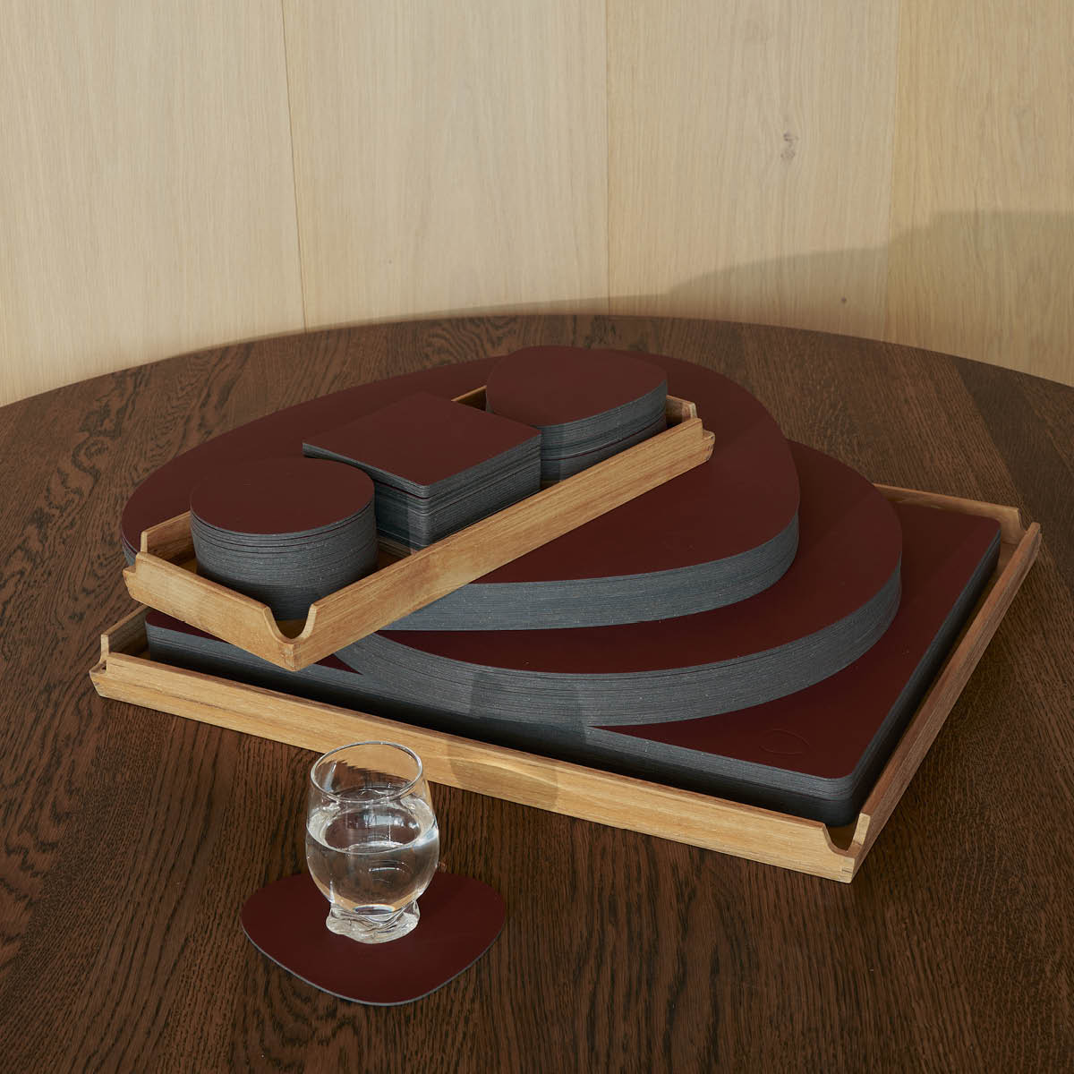 LIND DNA Nupo Circle glasunderlägg 10 cm Burgundy