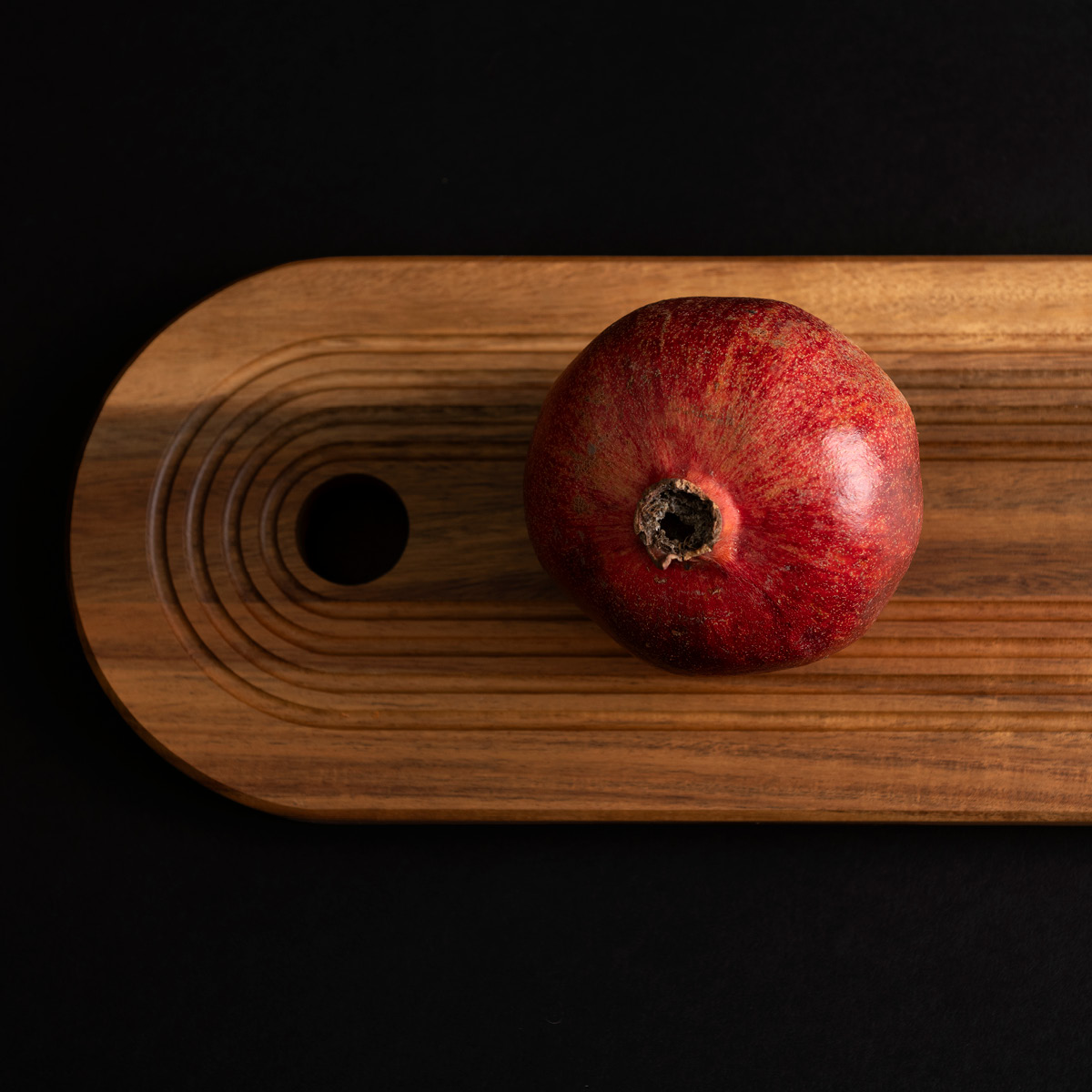 Maku Kitchen Life Groove serveringsbräda akacia 50x15,5 cm