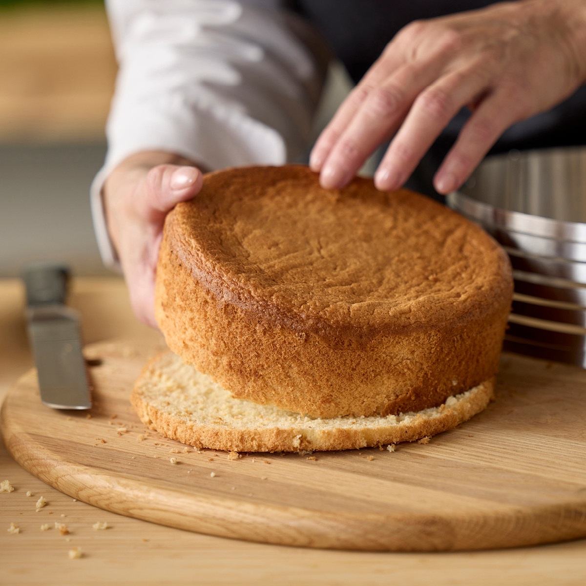 Blomsterberg Justerbar tårtdelare 24-30x8 cm stål