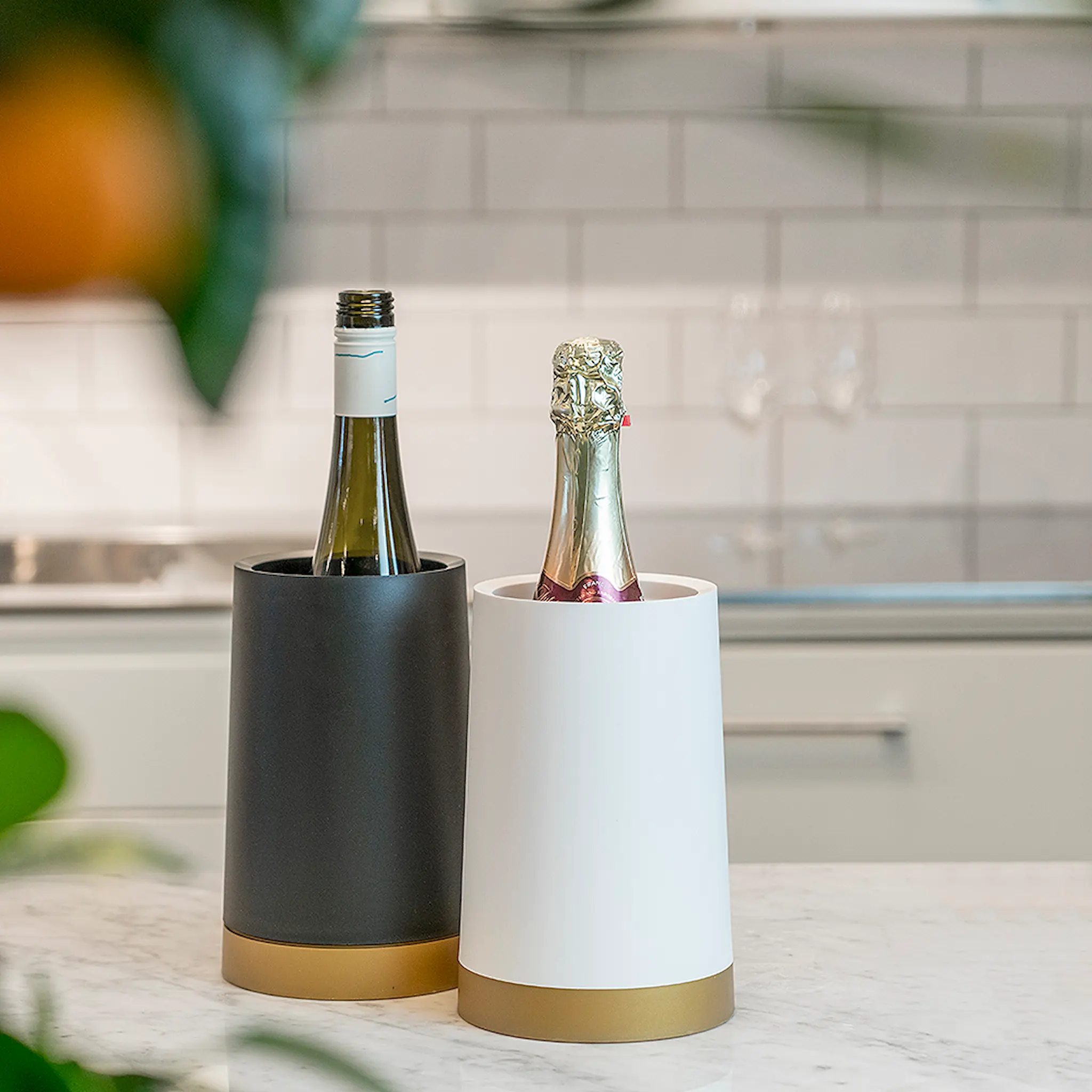 Pulltex Vinkylare med Separat Gel Svart/Guld