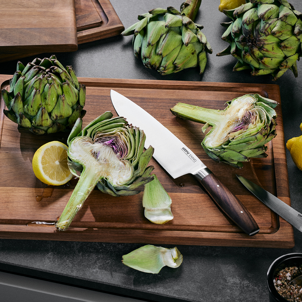 Gefu Enno skjærefjøl i tre 25x37x1,8 cm valnøtt