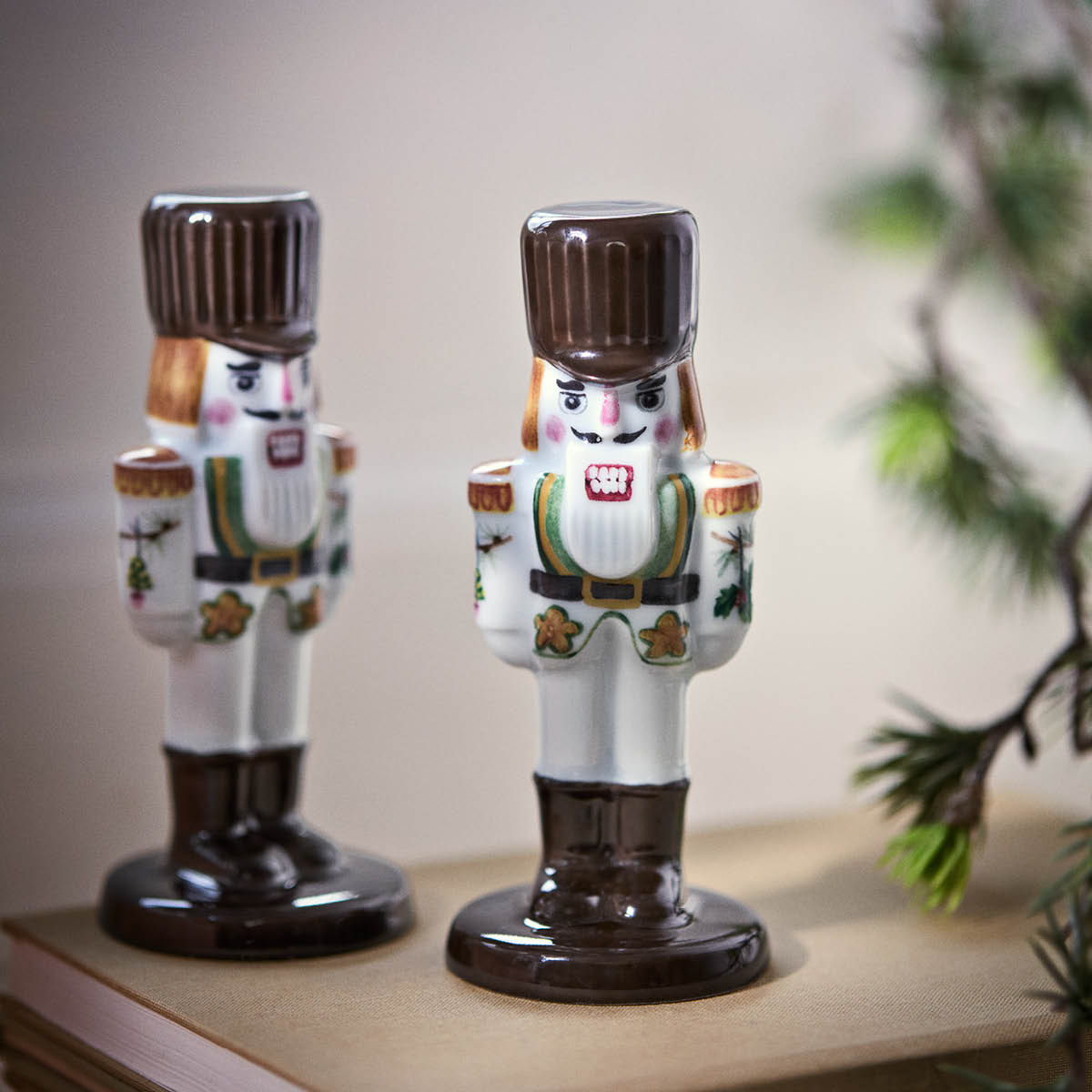 Kähler Hammershøi Christmas nötknäppare 8 cm vit med dekor