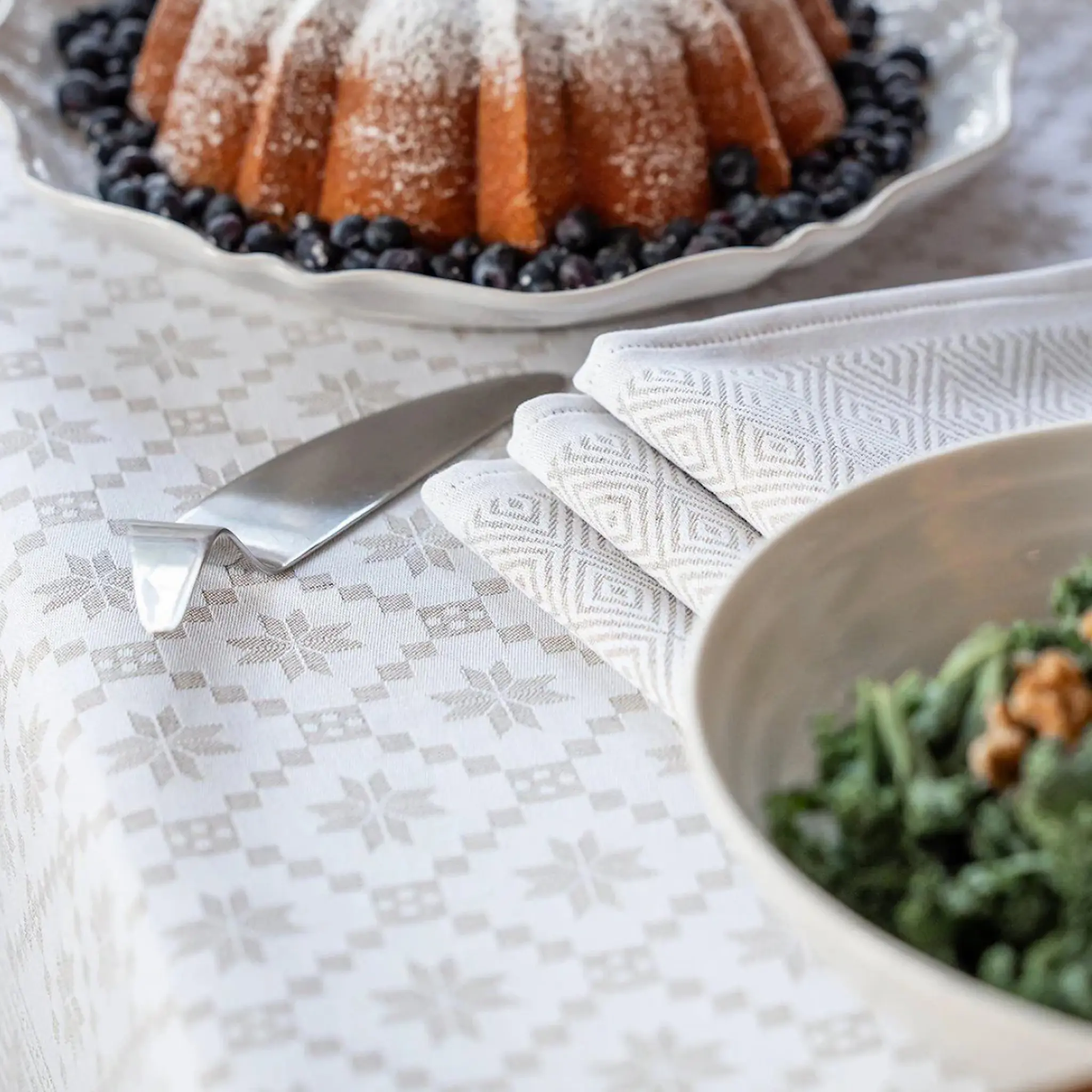 Ekelund Åttebladrose Pöytäliina 150x150 cm Beige