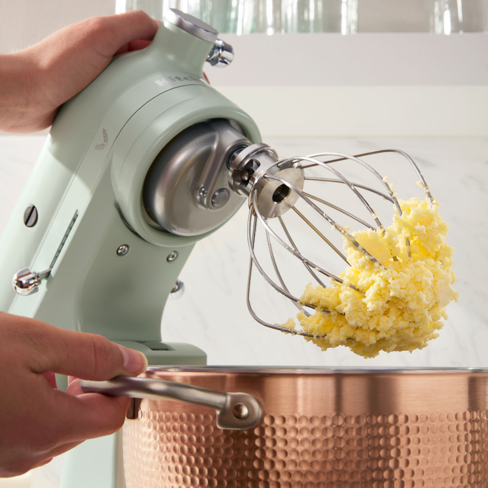 KitchenAid KitchenAid Artisan Köksmaskin 4,7 L 5KSM180LEELB Design Edition 2022 Blossom