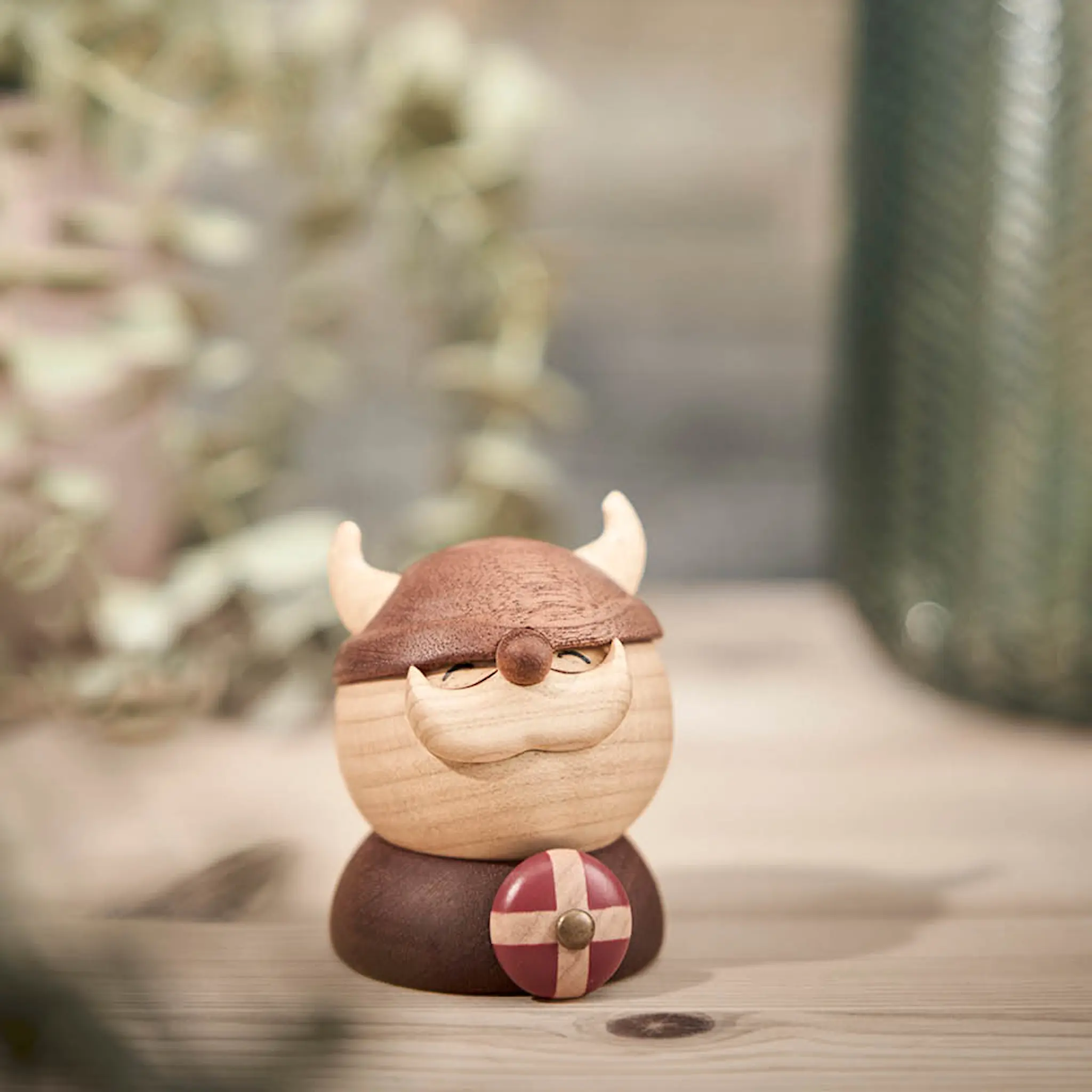 FableWood Holger viking träfigur 7 cm gummiträ/sapele/lönn