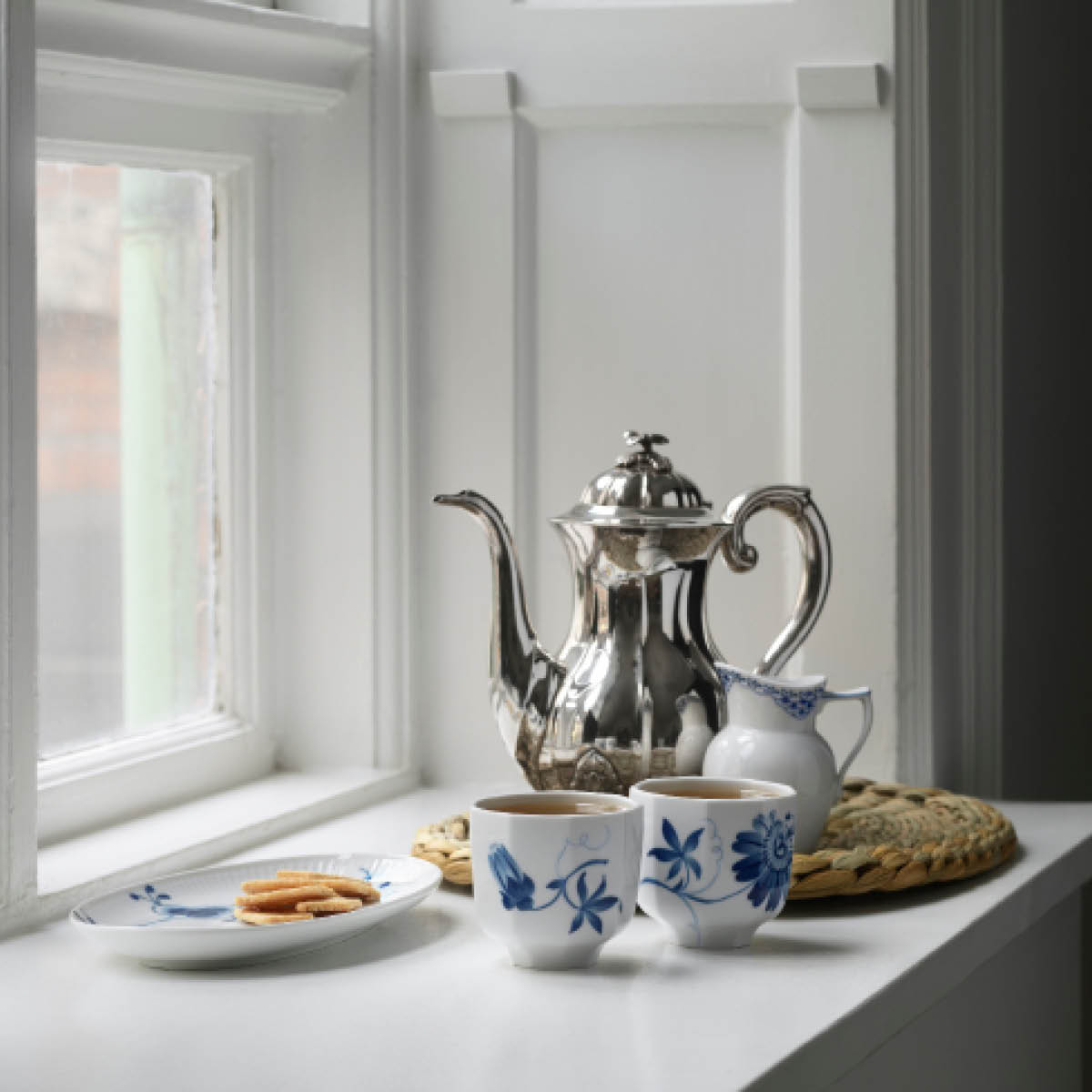 Royal Copenhagen Blue Fluted Mega Vati ovaali 23,5 cm