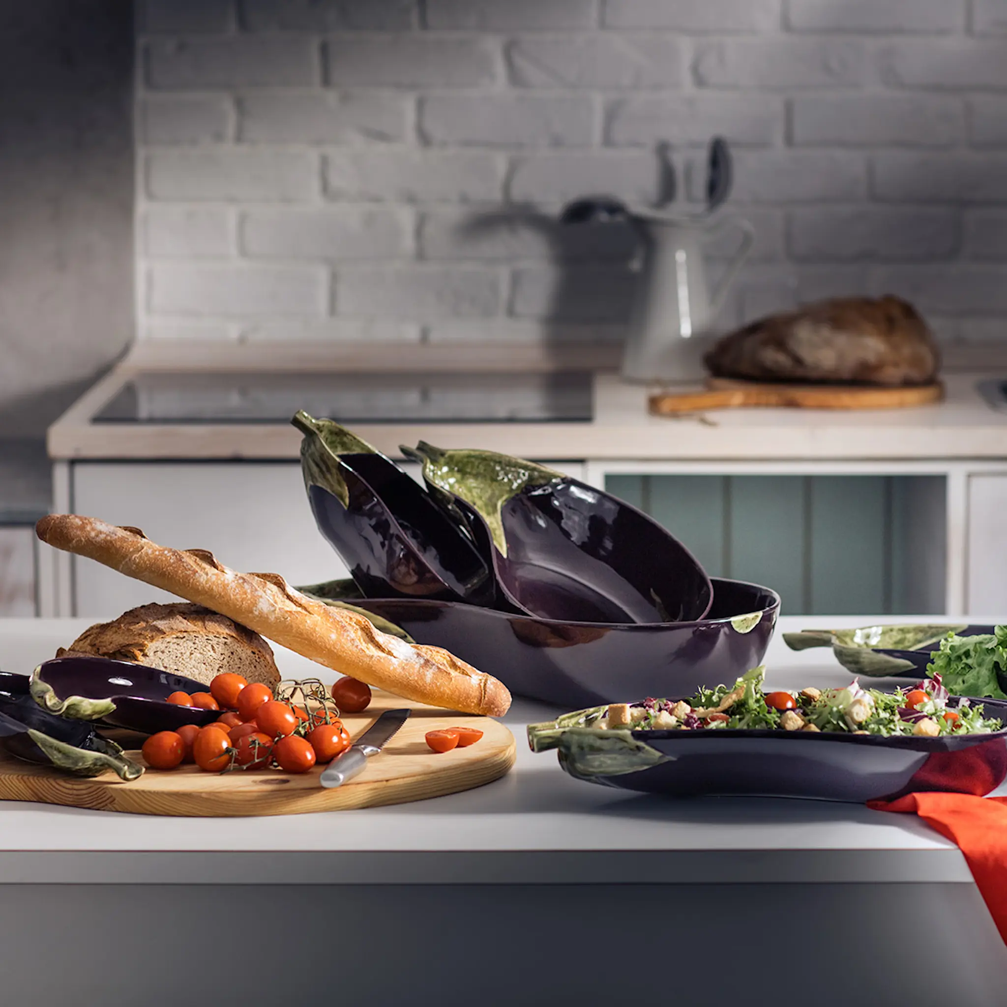 Bordallo Pinheiro Aubergine Skål 26 cm