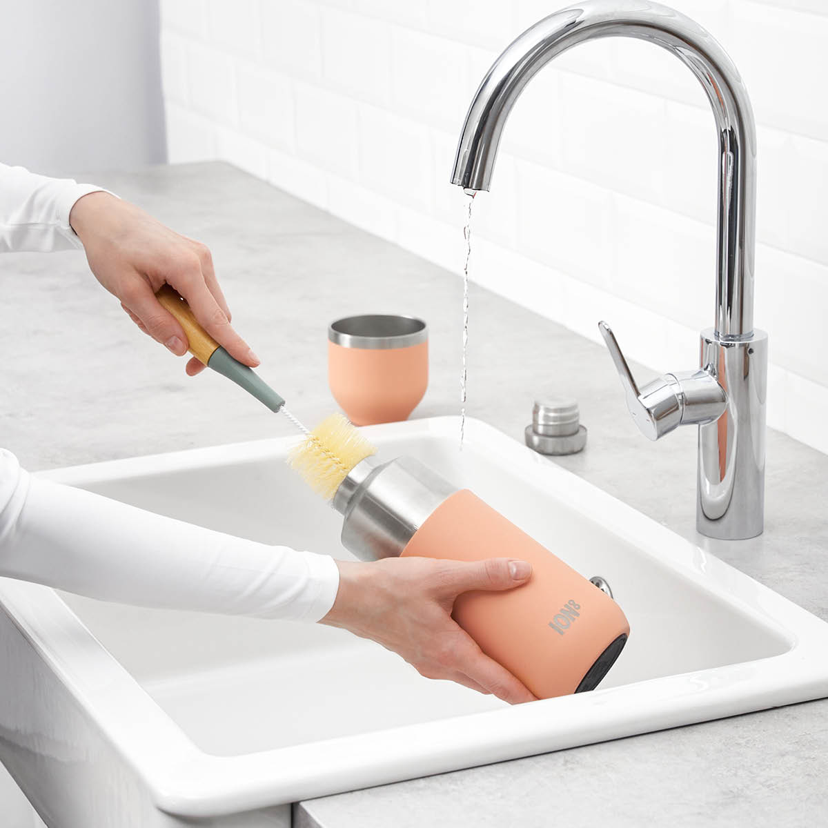 ION8 Luma termosflaska med kopp 0,7 L coral