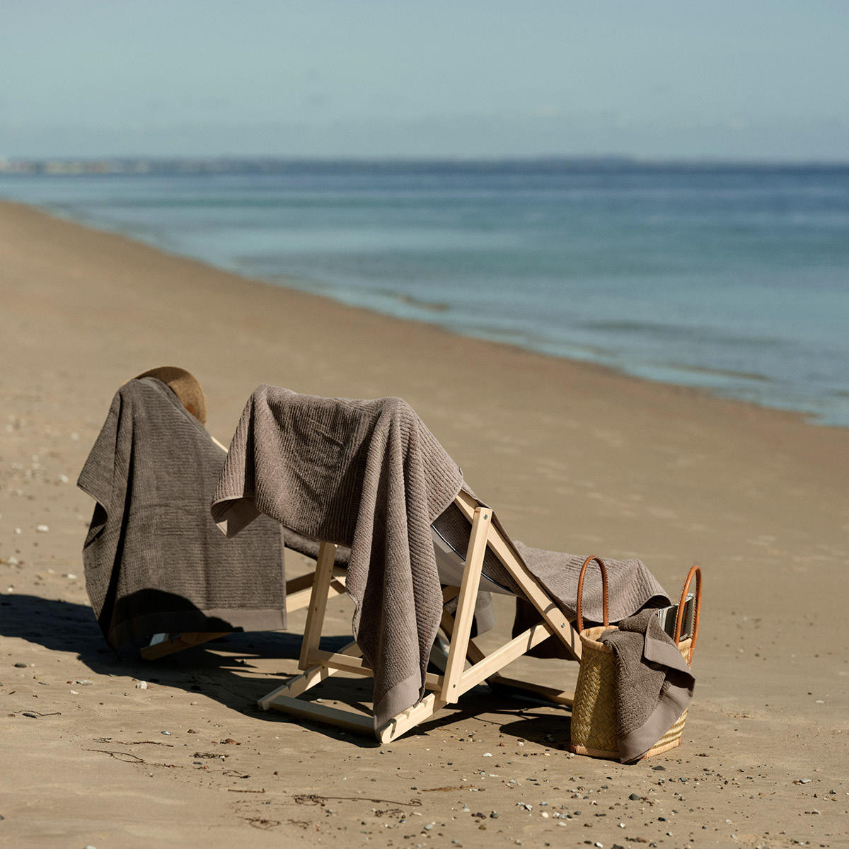 Zone Classic Kylpypyyhe 140x70 cm Gold Grey