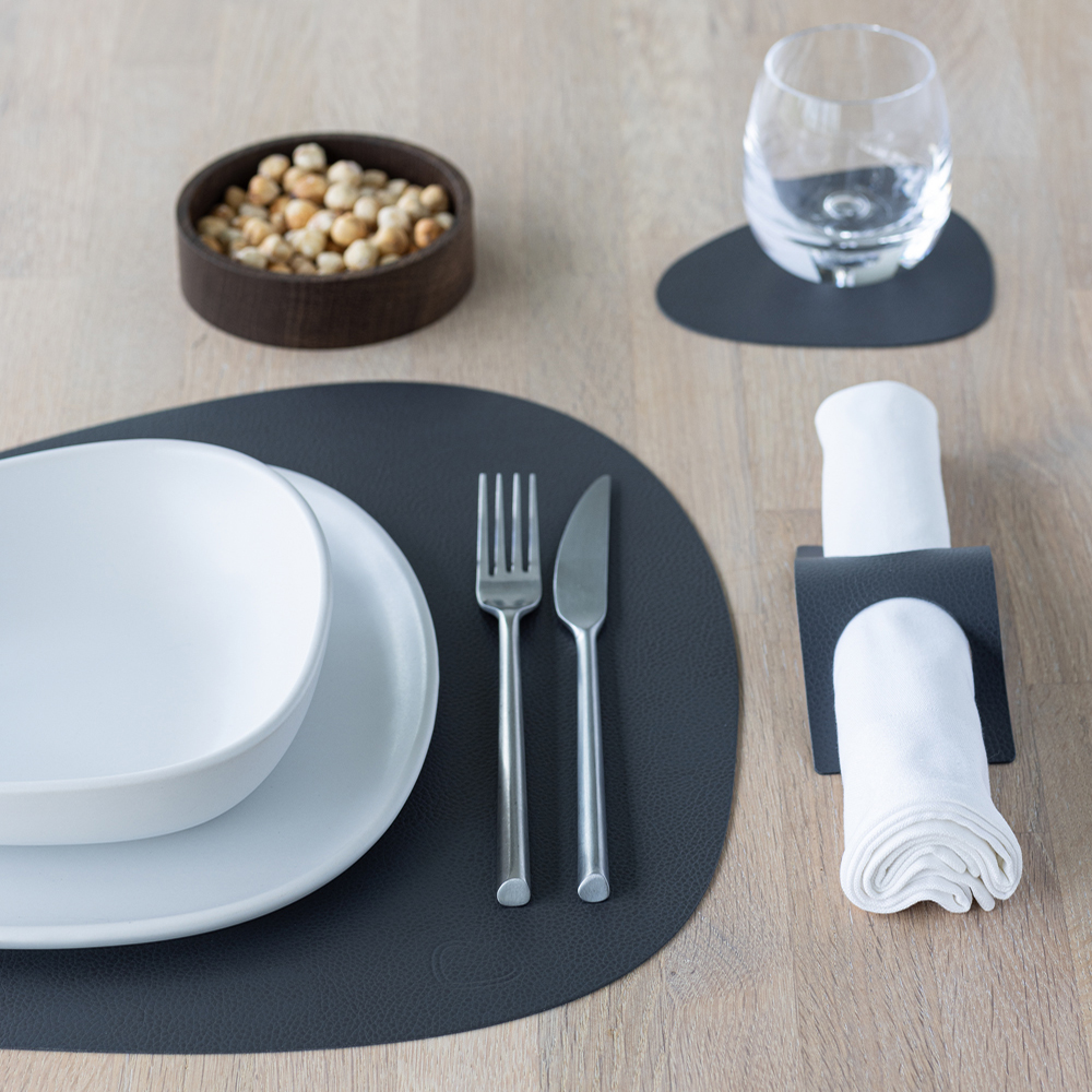 LIND DNA Leather Serene Curve bordbrikke L 37x44 cm anthracite