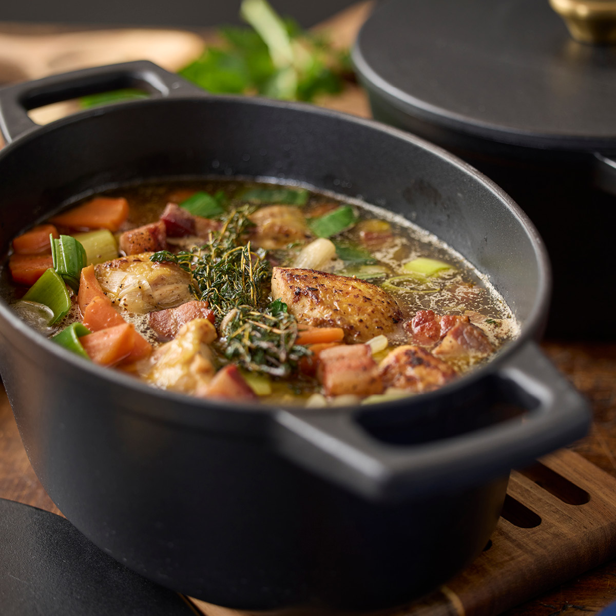 Holm Gjutjärnsgryta oval 3,8 L svart