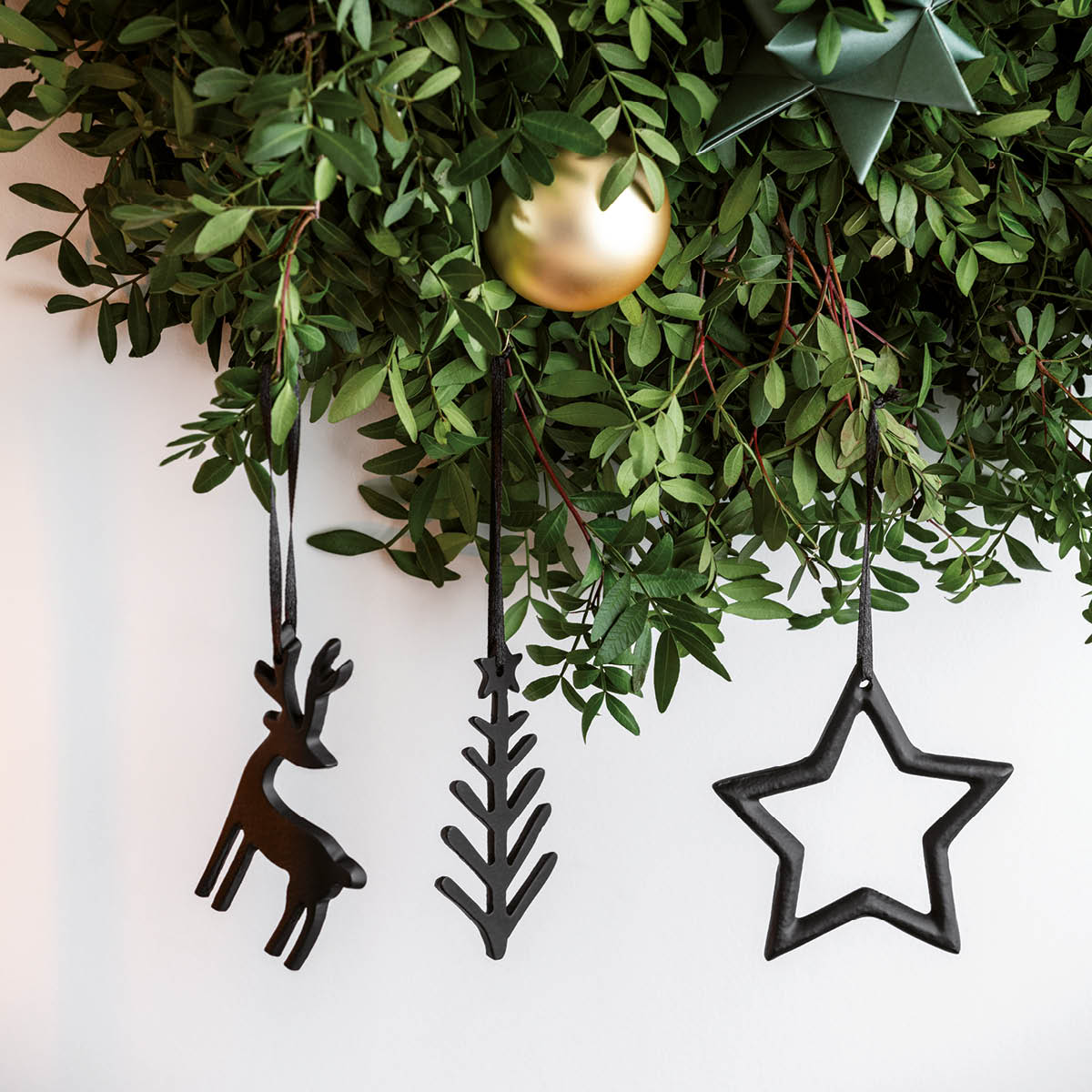 Villeroy & Boch Christmas Chic Decor ornament 3-pack