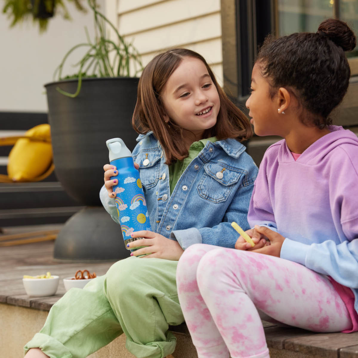 Klean Kanteen Kid Classic Narrow termosflaska 0,35 L med sportlock Rainbows