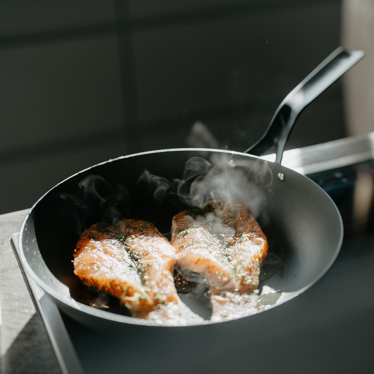 Heirol Blacksteel karbonstål stekepanne 28 cm svart