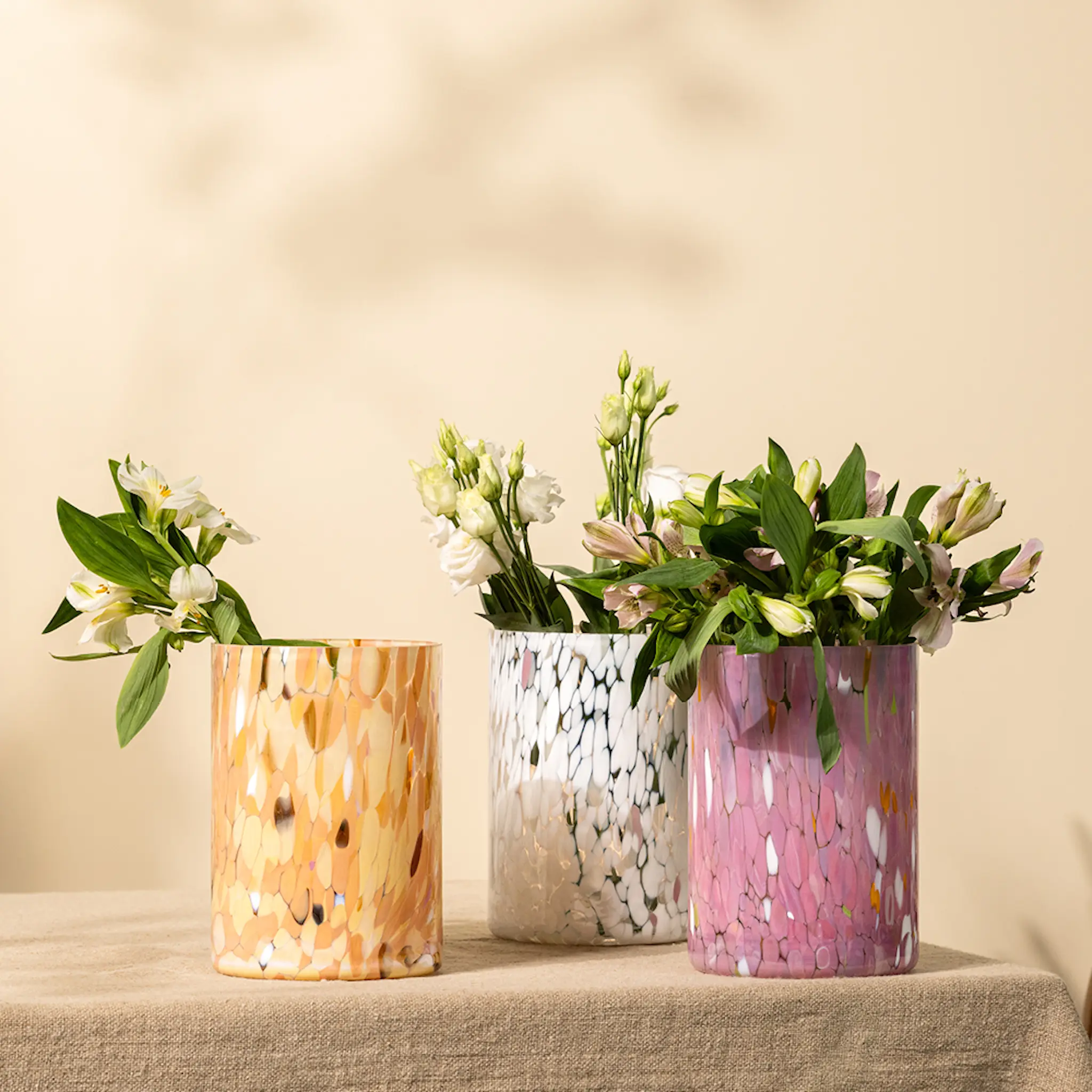 Magnor Swirl Maljakko 19 cm Valkoinen