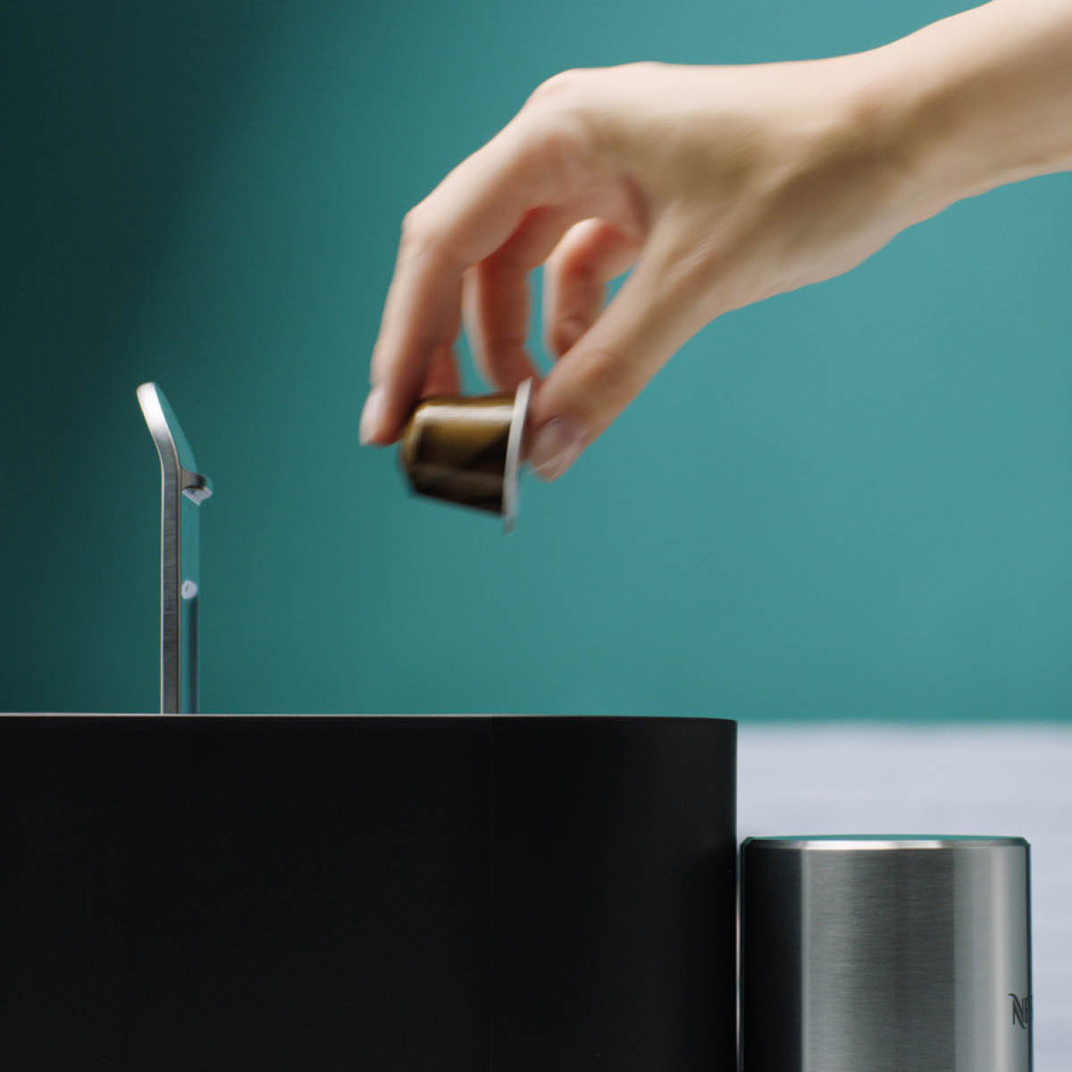 Nespresso Atelier kaffemaskin 1L svart