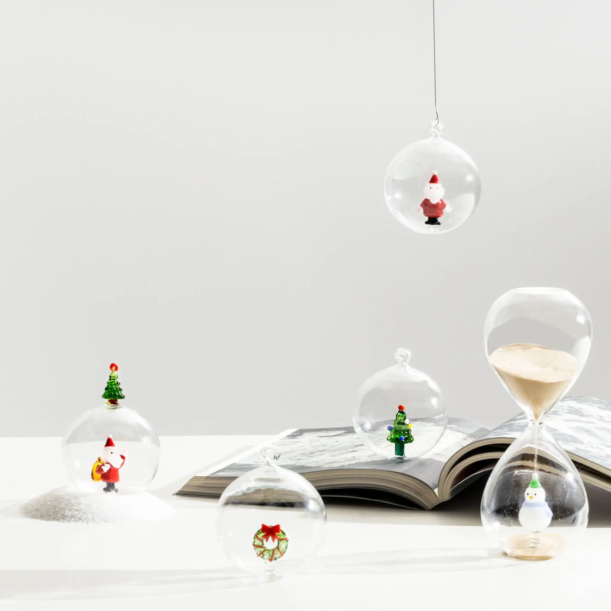 Ichendorf Milano Christmas Tales julekule glass 8 cm julekrans