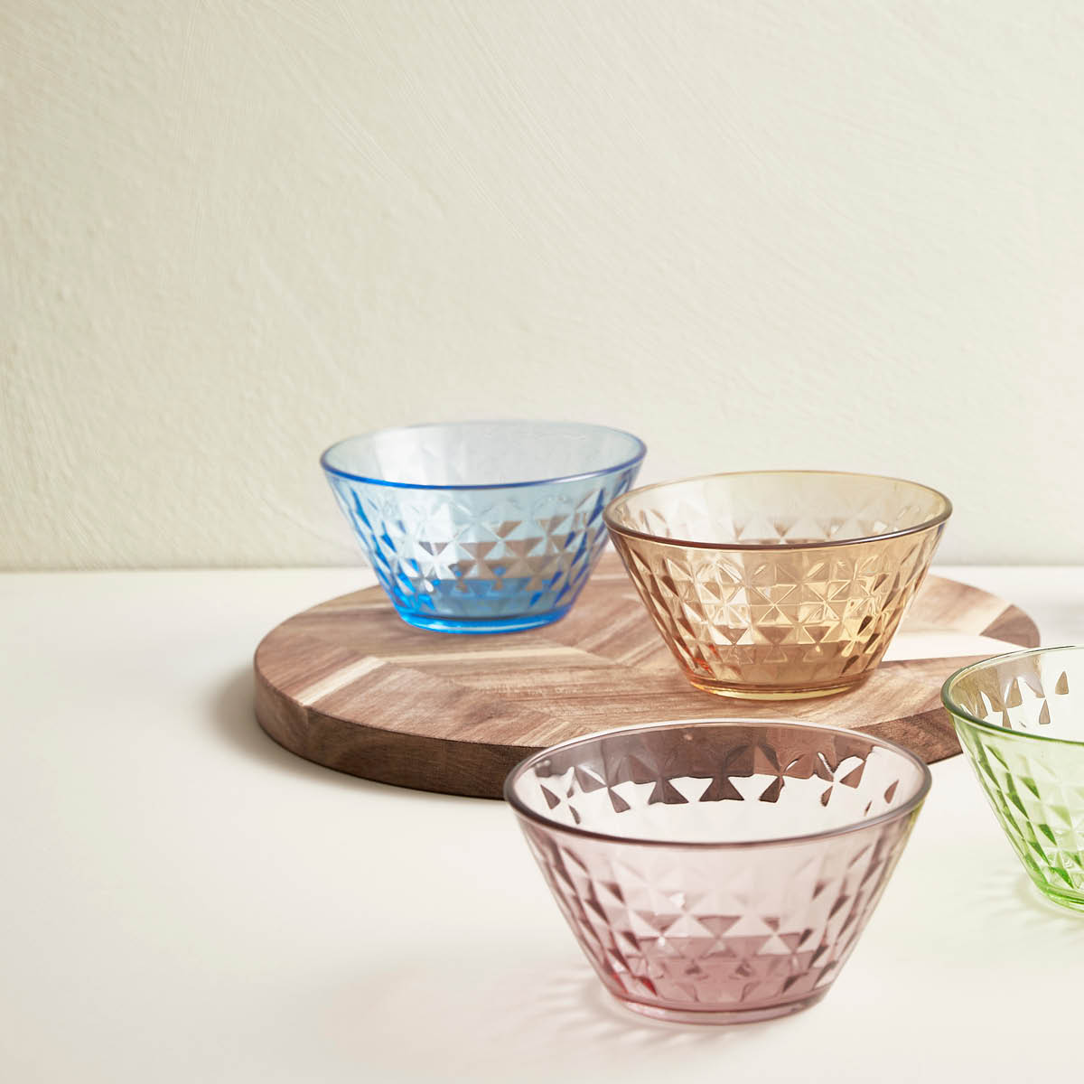 Aida Raw skärbräda rund 28 cm akacia