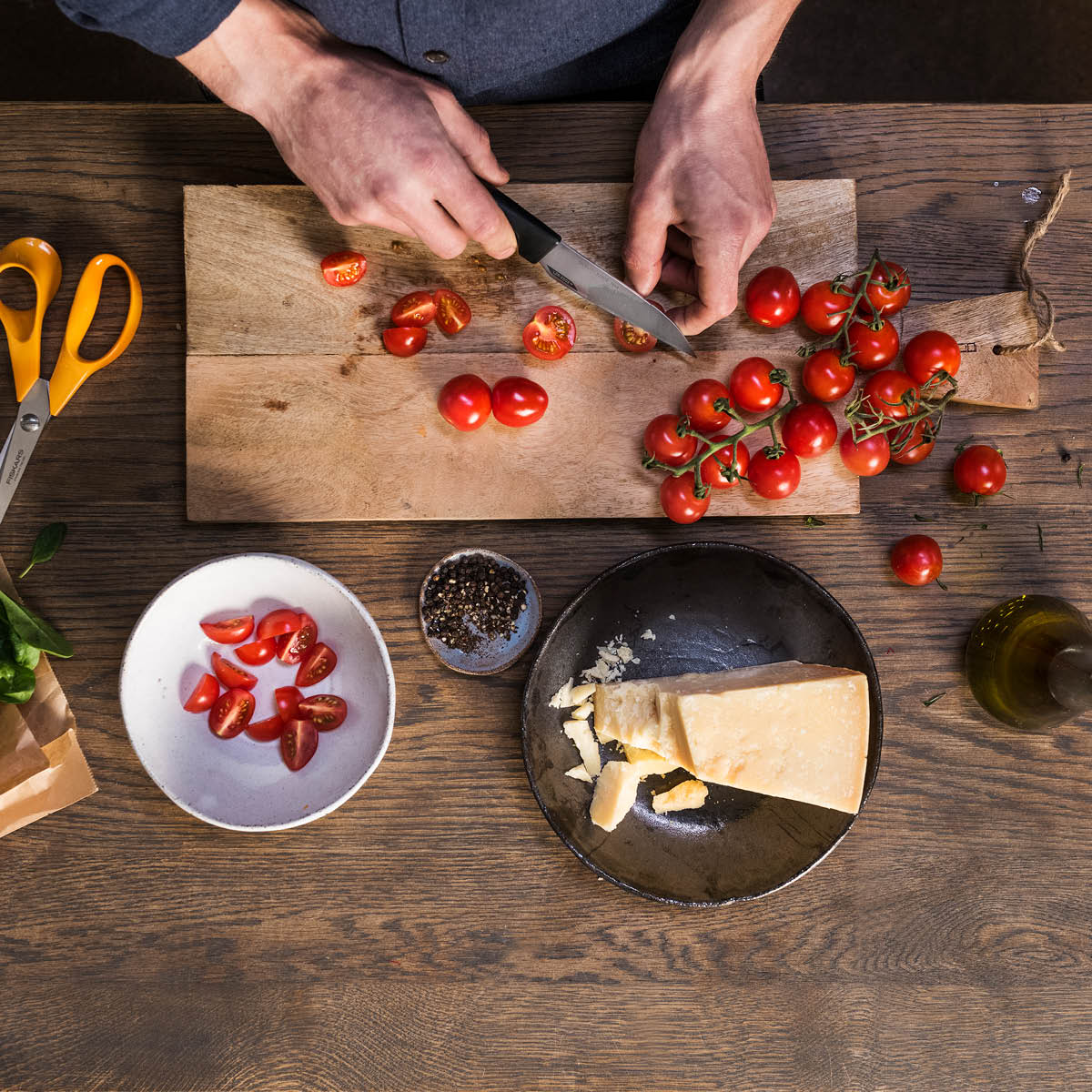 Fiskars Hard Edge Vihannesveitsi 11 cm