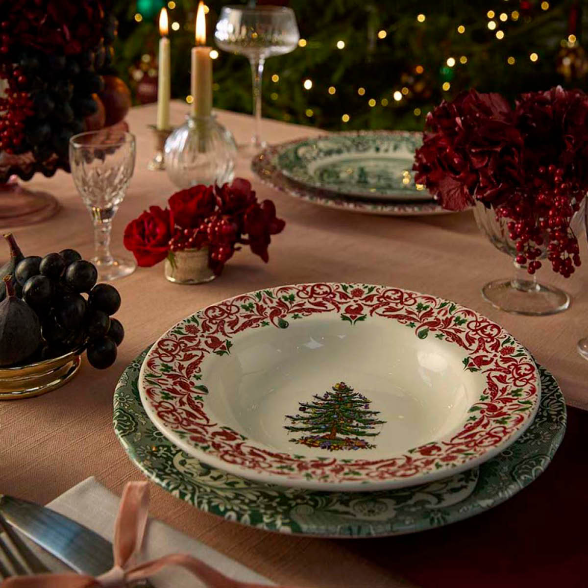 Spode Christmas Tree Yuletide sopptallrik 23 cm