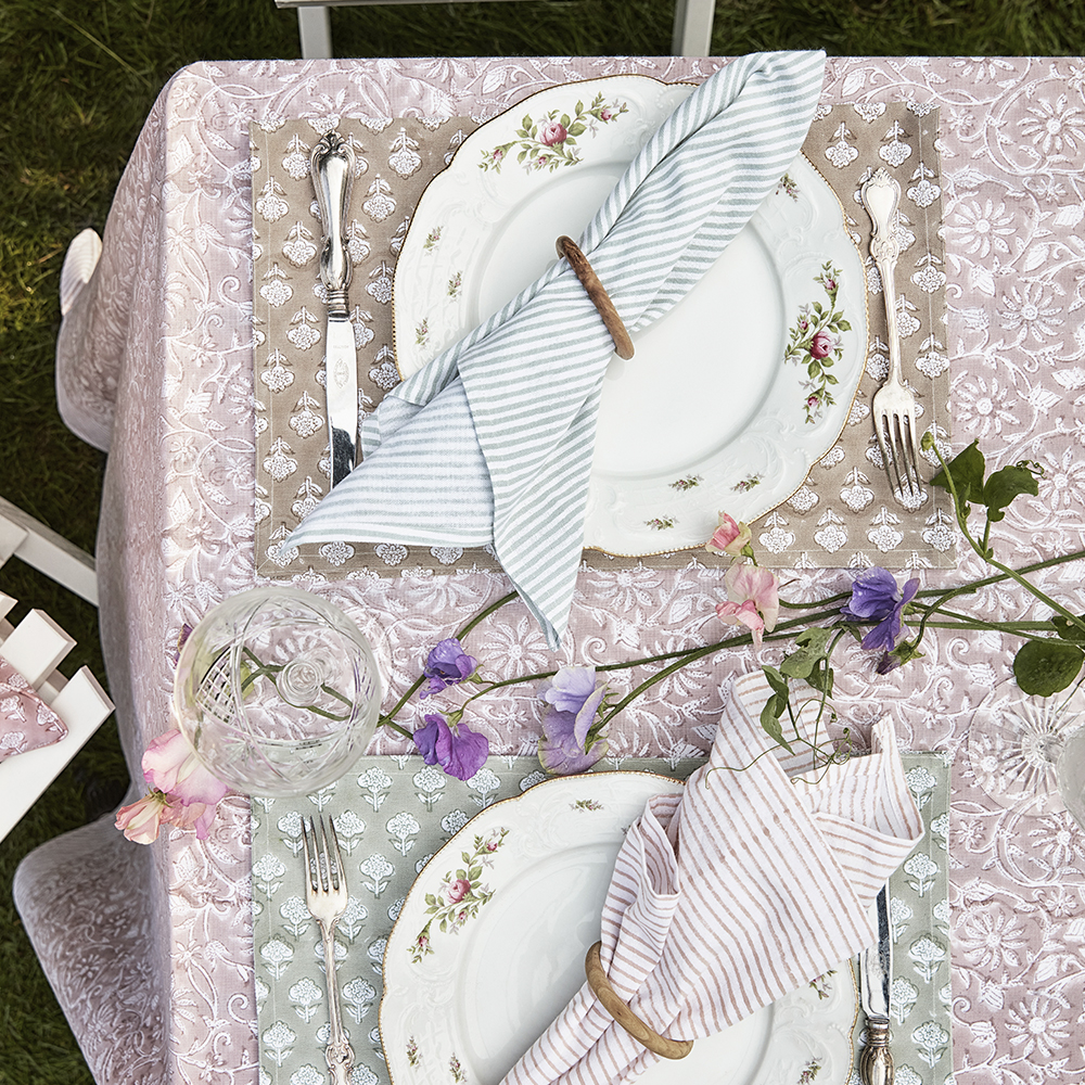 Chamois Memories bordduk 170x270 cm margerita rose