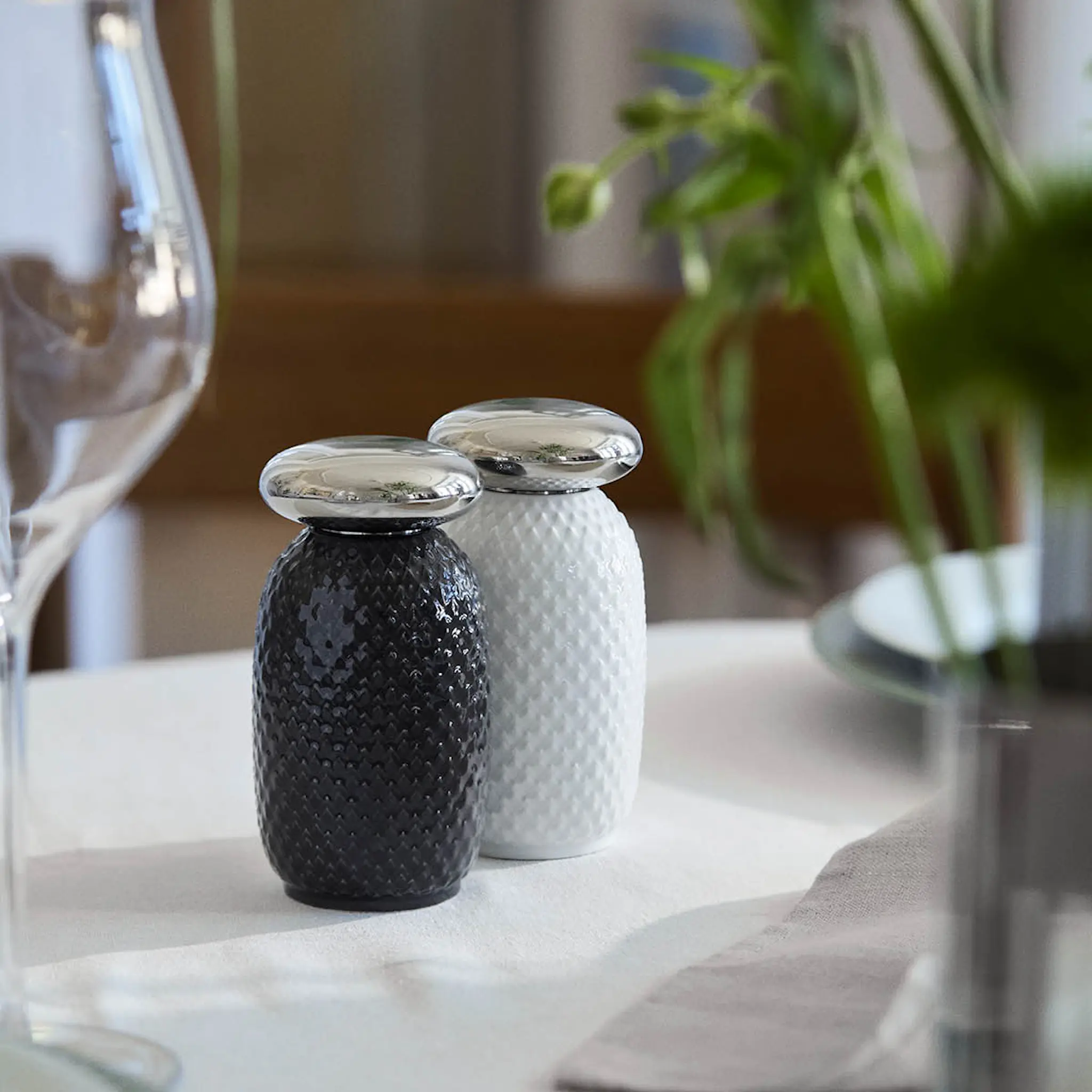 Lyngby Porcelæn Rhombe Salt- og peppersett 13 cm white/slate