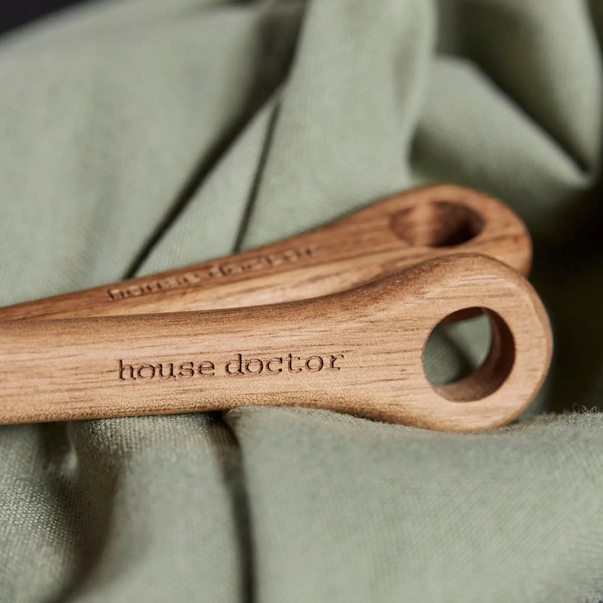 House Doctor Eya Salaattiottimet 27,5 cm 2 osaa Akaasia