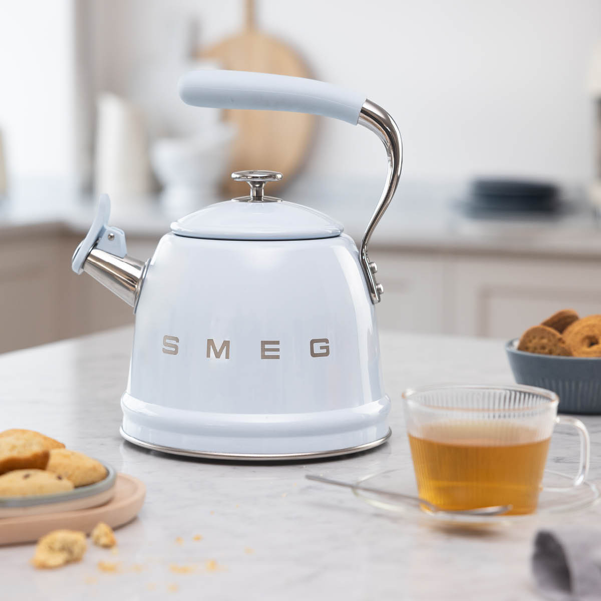 Smeg Vannkjele WKF01 2,3L pastellblå