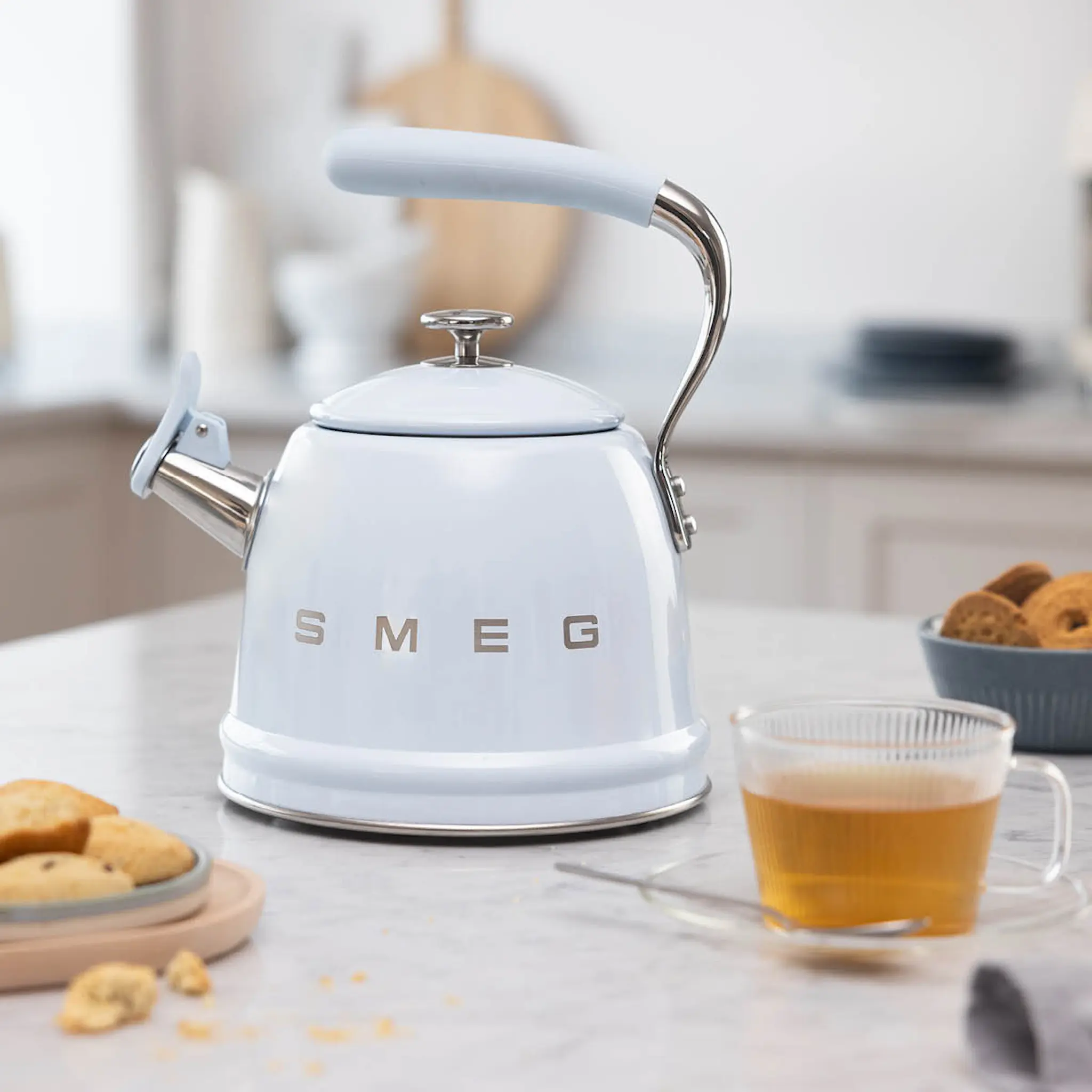 Smeg Vannkjele WKF01 2,3L pastellblå