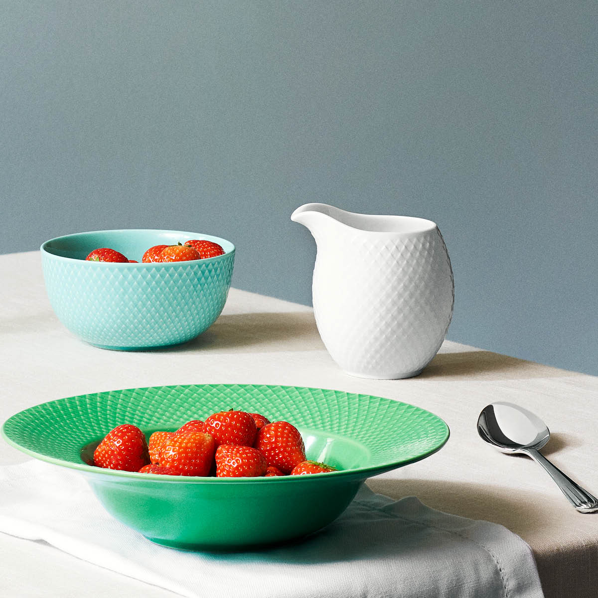 Lyngby Porcelæn Rhombe Color dyp tallerken 24 cm