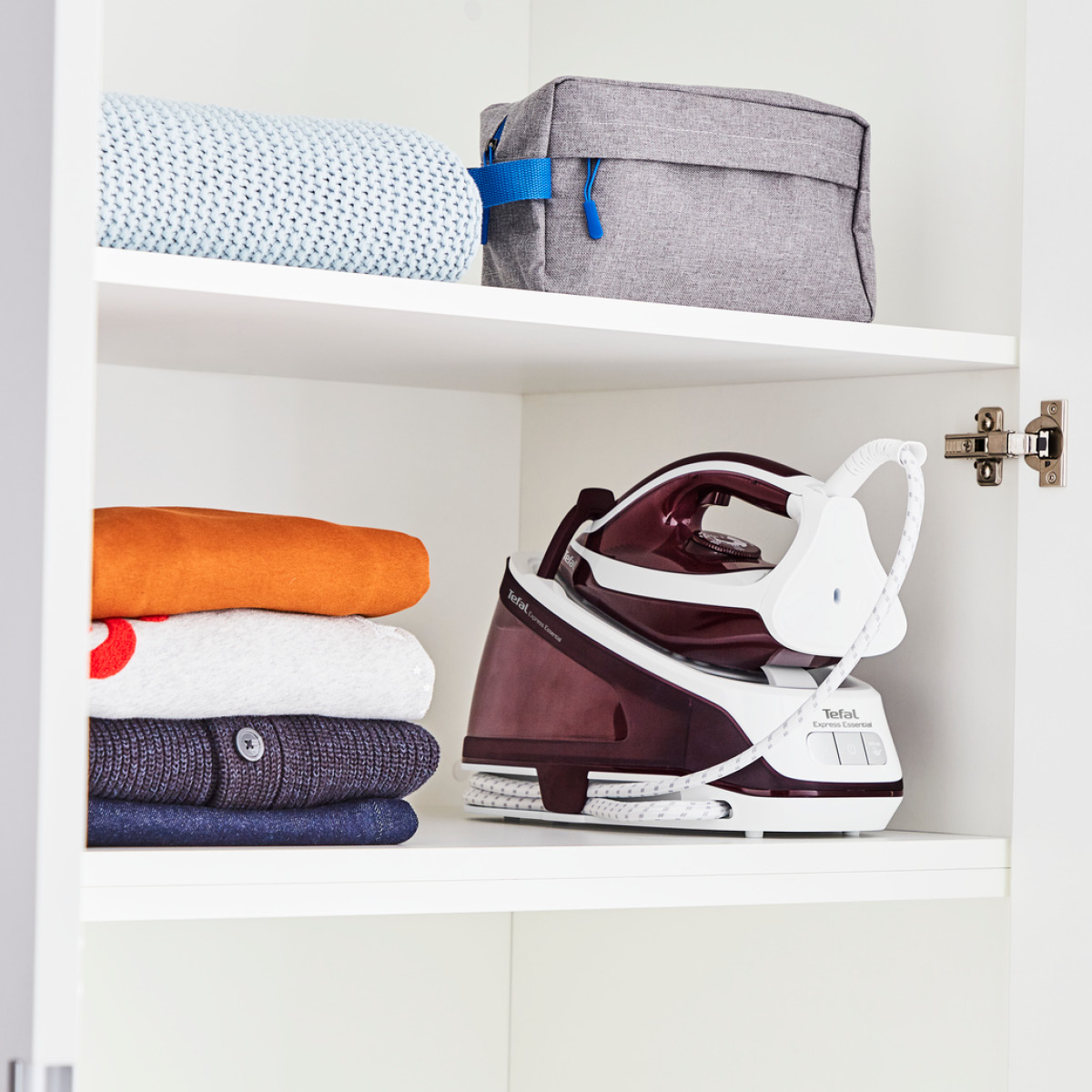 Tefal Express Essential Plus ångstation SV6120E0 lila/vit