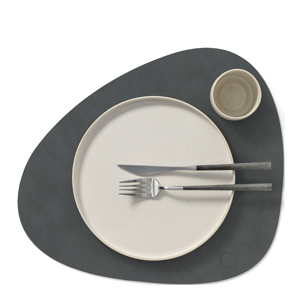 LIND DNA Nupo Curve Tablett 37x44 cm Antracit