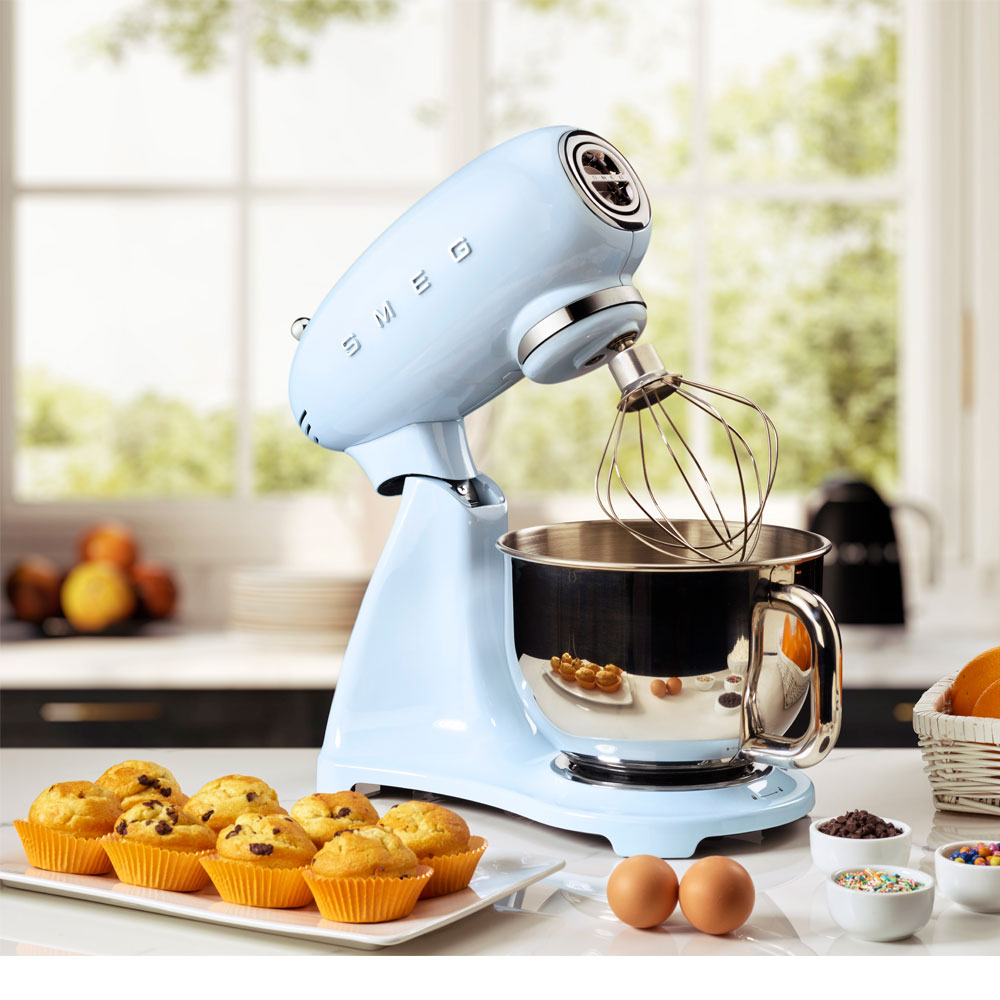 Smeg Kjøkkenmaskin SMF03 4,8 L pastellblå