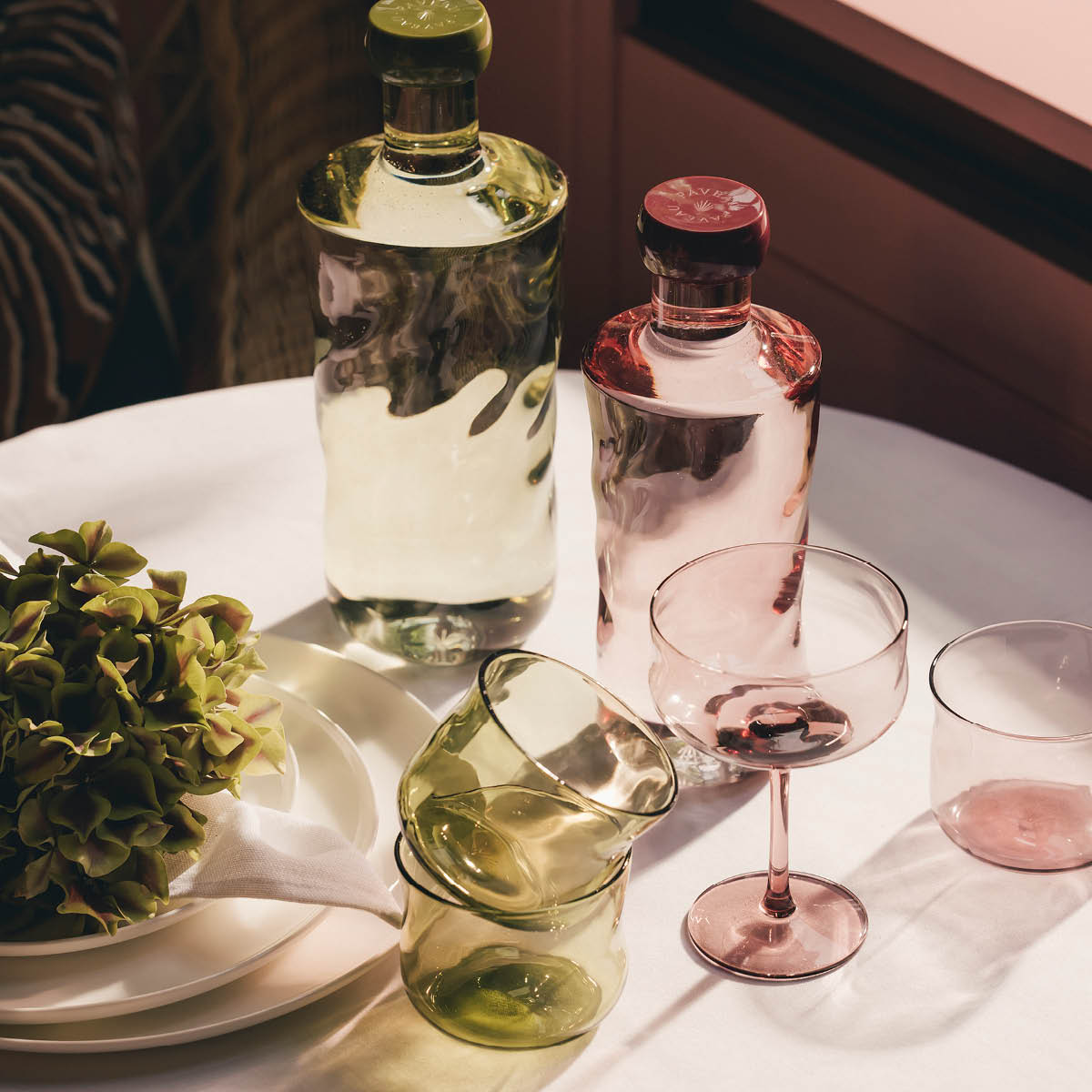 Paveau Swirl flaske medium 0,75L Slit