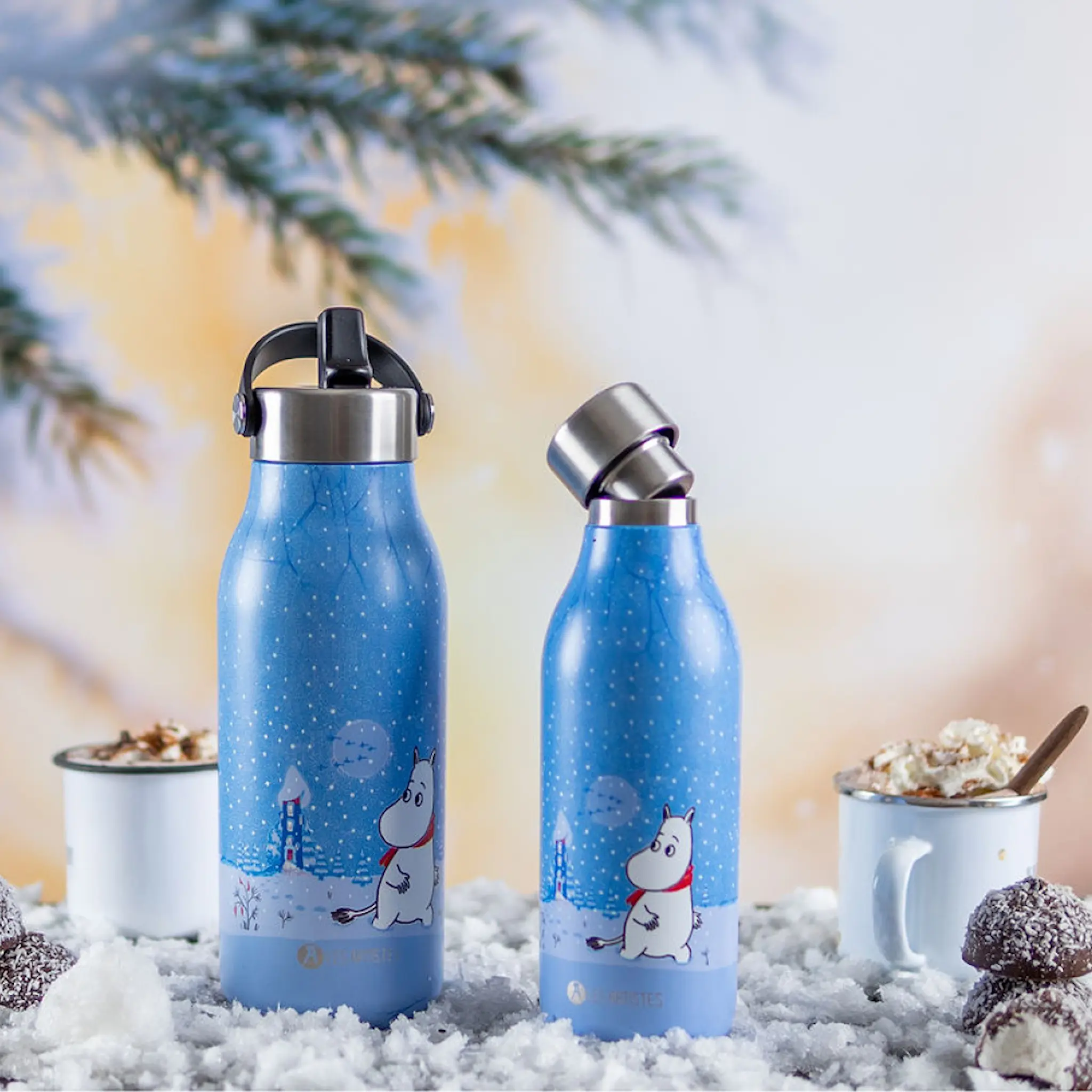 Les Artistes Bottle Up Mumin termosflaska 0,5 L Moomin with red scarf