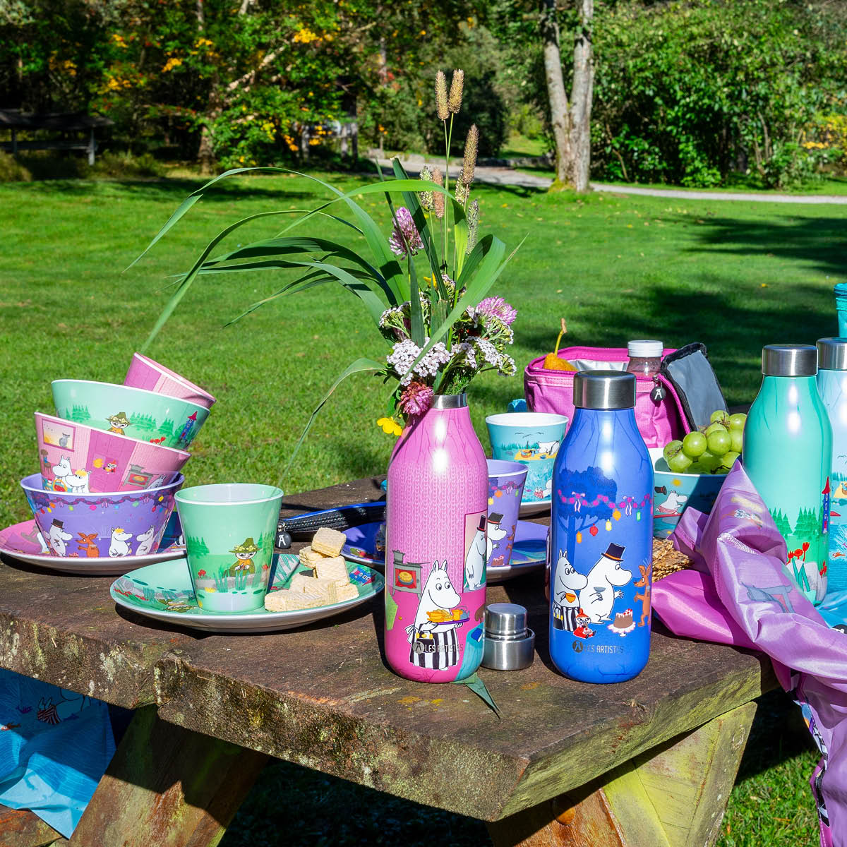 Les Artistes Bottle Up Mumin termosflaska 0,5 L Moomin celebrating