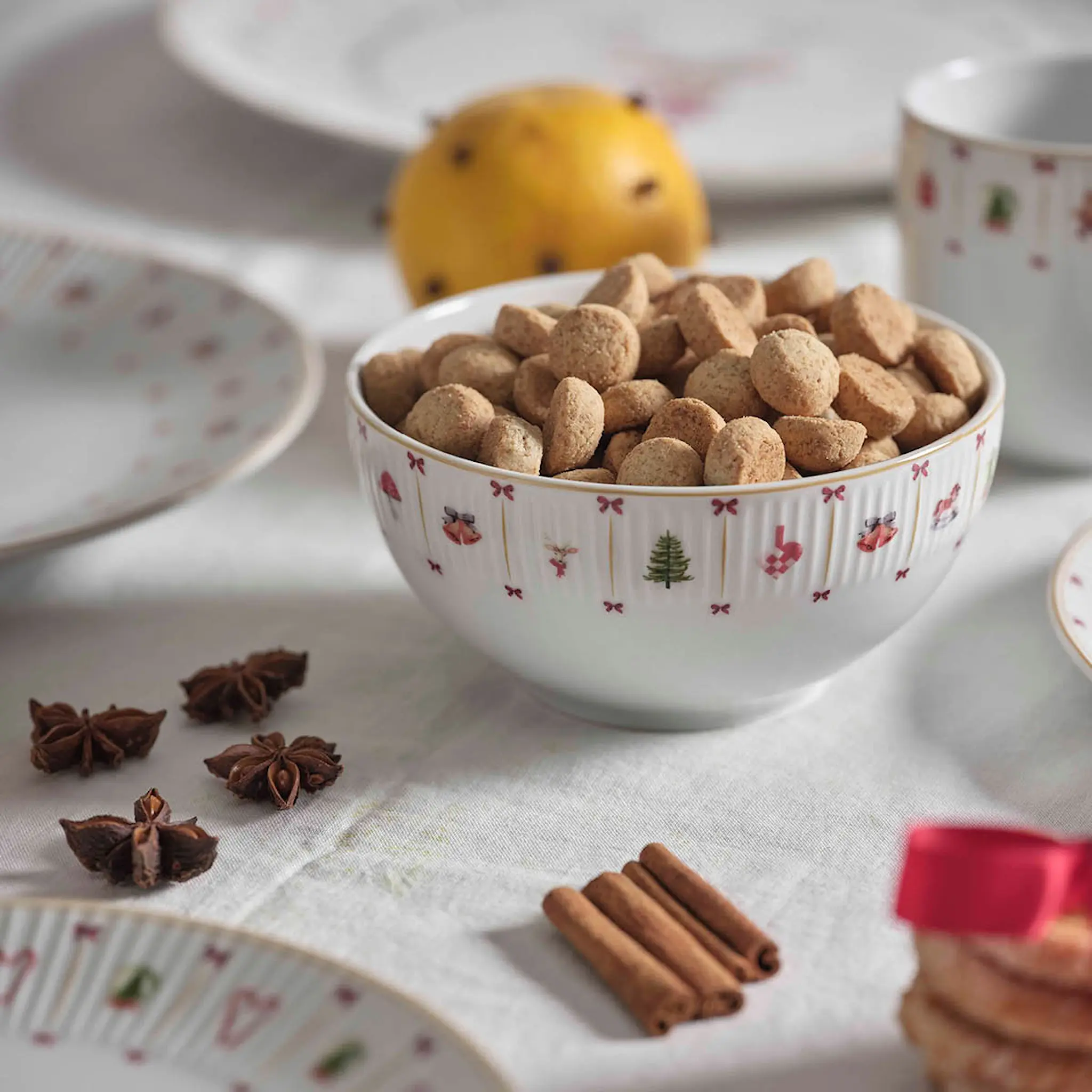 Aida Occasions Cozy Christmas kulho 14 cm valkoinen