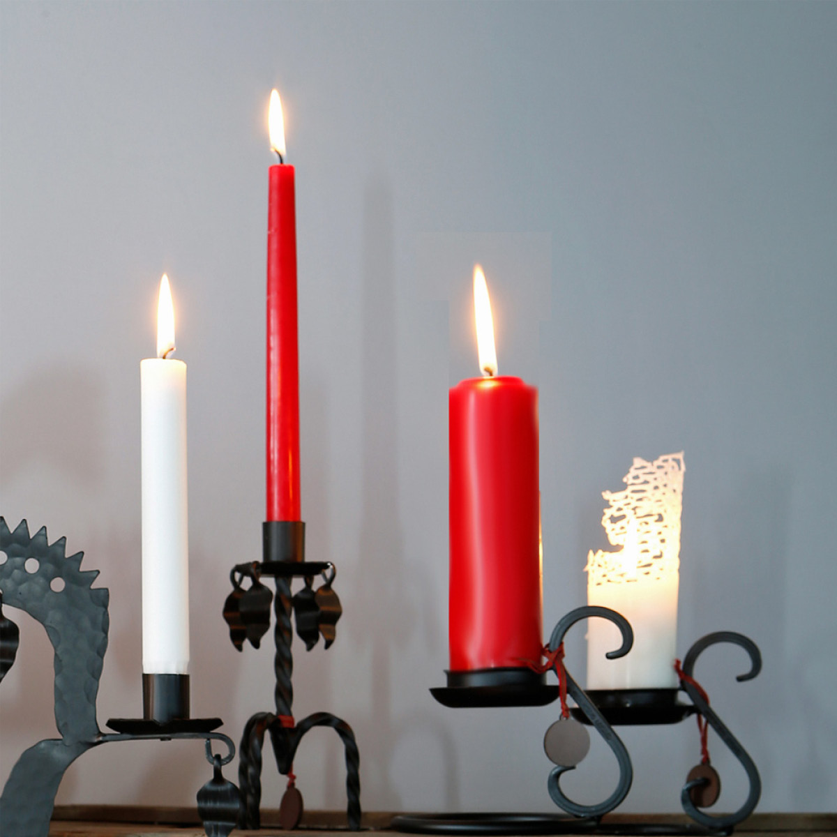 Liljeholmens Gilleljus Pöytäkynttilä 20 cm Punainen