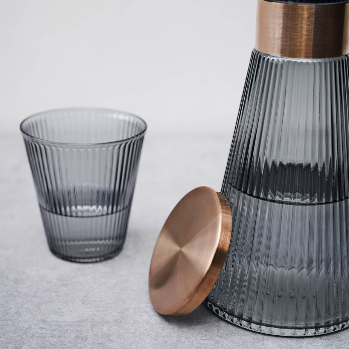 Rosendahl Grand Cru Nouveau lokk til vannkaraffel patinert stål