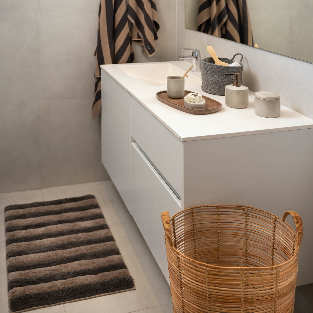 Fanni K Hanko badrumsmatta 50x80 cm granit/beige