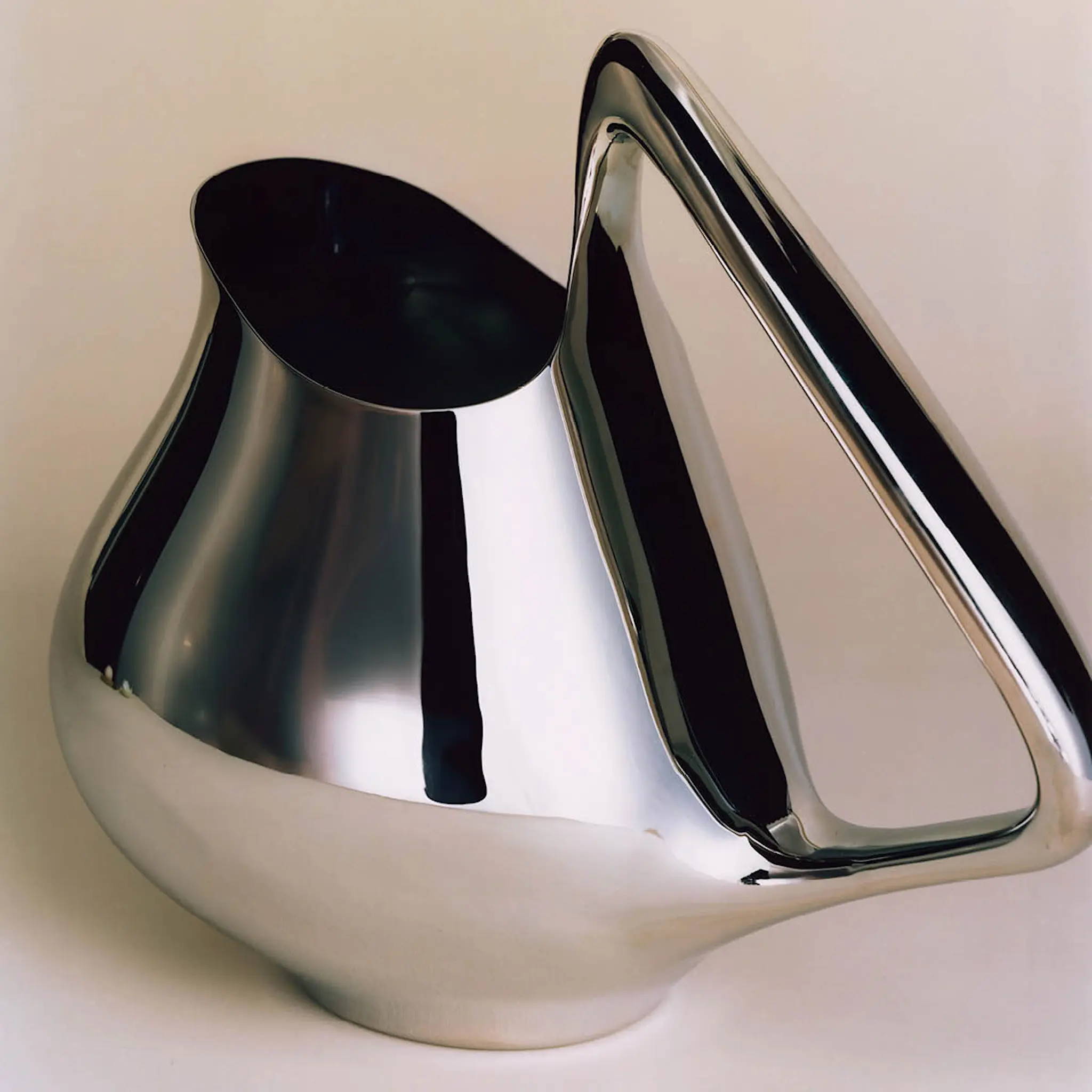 Georg Jensen Henning Koppel kanna 1,6 L stål