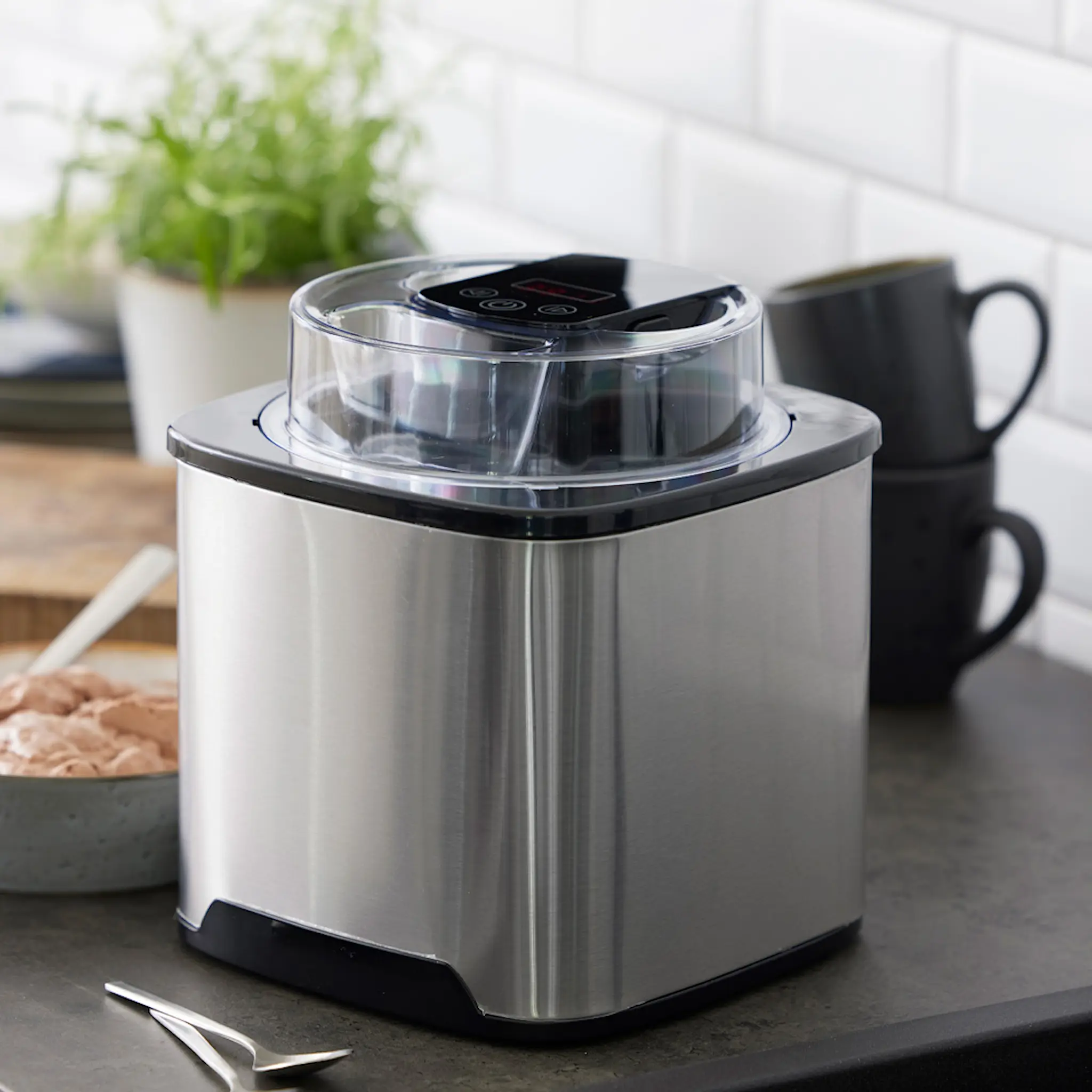 Nordic Sense Glassmaskin utan Kompressor 12 watt 2 L Stål/Svart