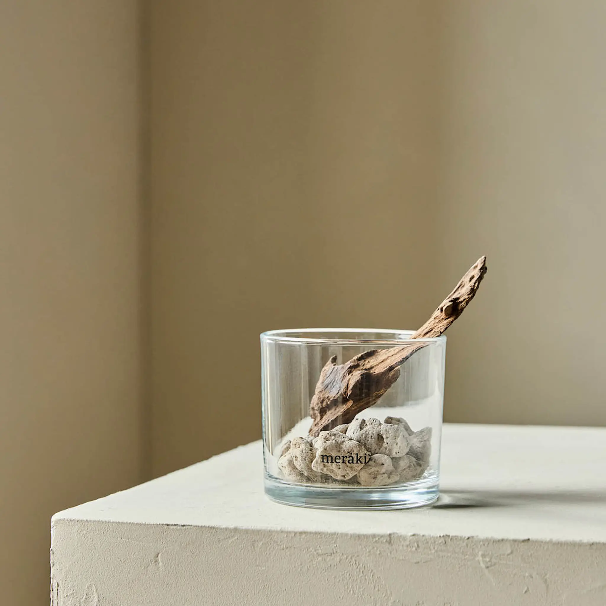 Meraki Lavastone & wood Huonetuoksu Musta